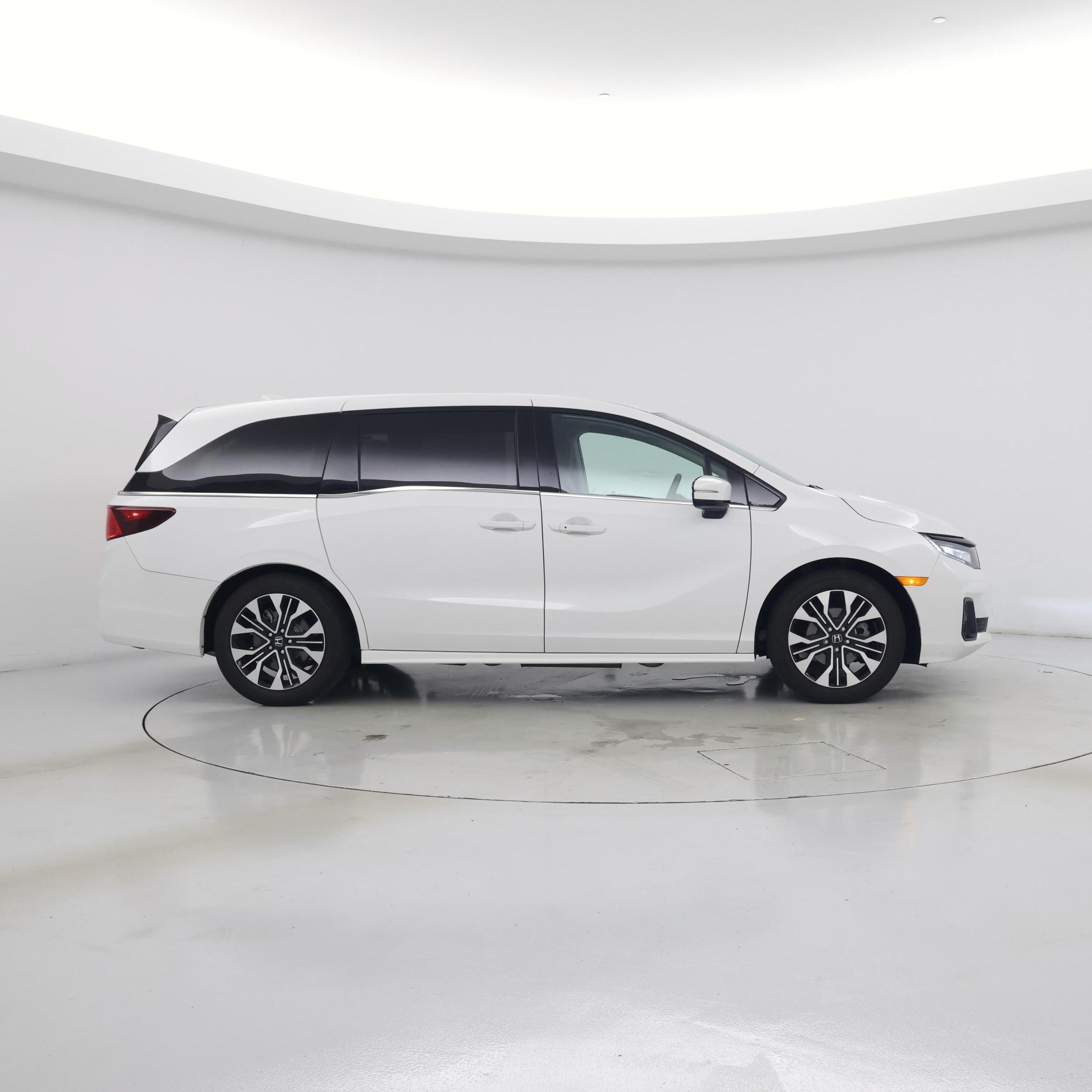 Thumbnail: 2025 Honda Odyssey - 7