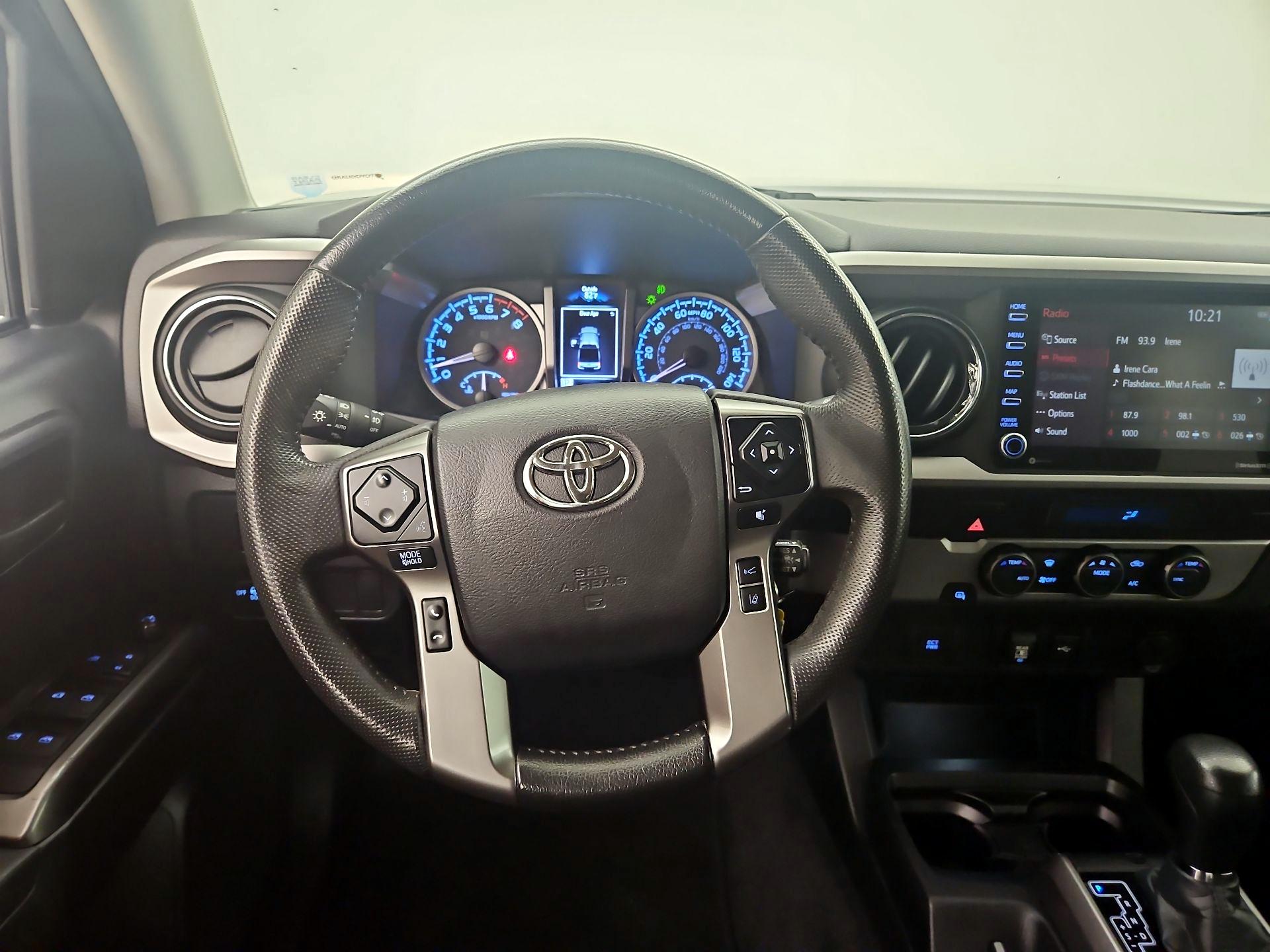 Thumbnail: 2021 Toyota Tacoma - 10