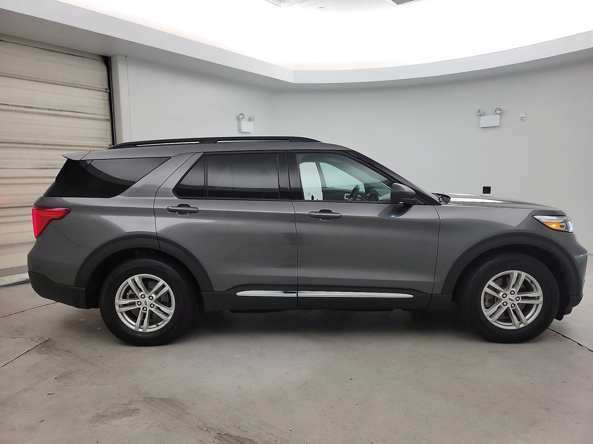Thumbnail: 2023 Ford Explorer - 3