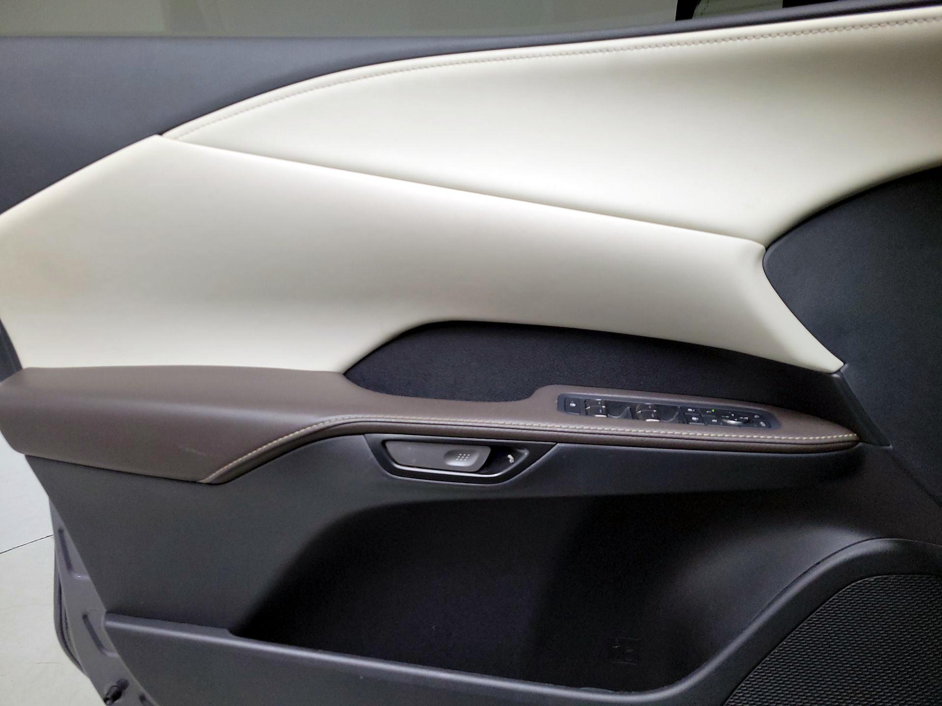 Thumbnail: 2023 Lexus RX - 12