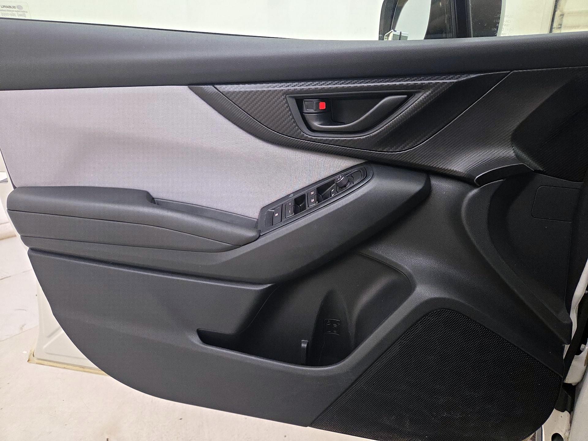 Thumbnail: 2019 Subaru Crosstrek - 12
