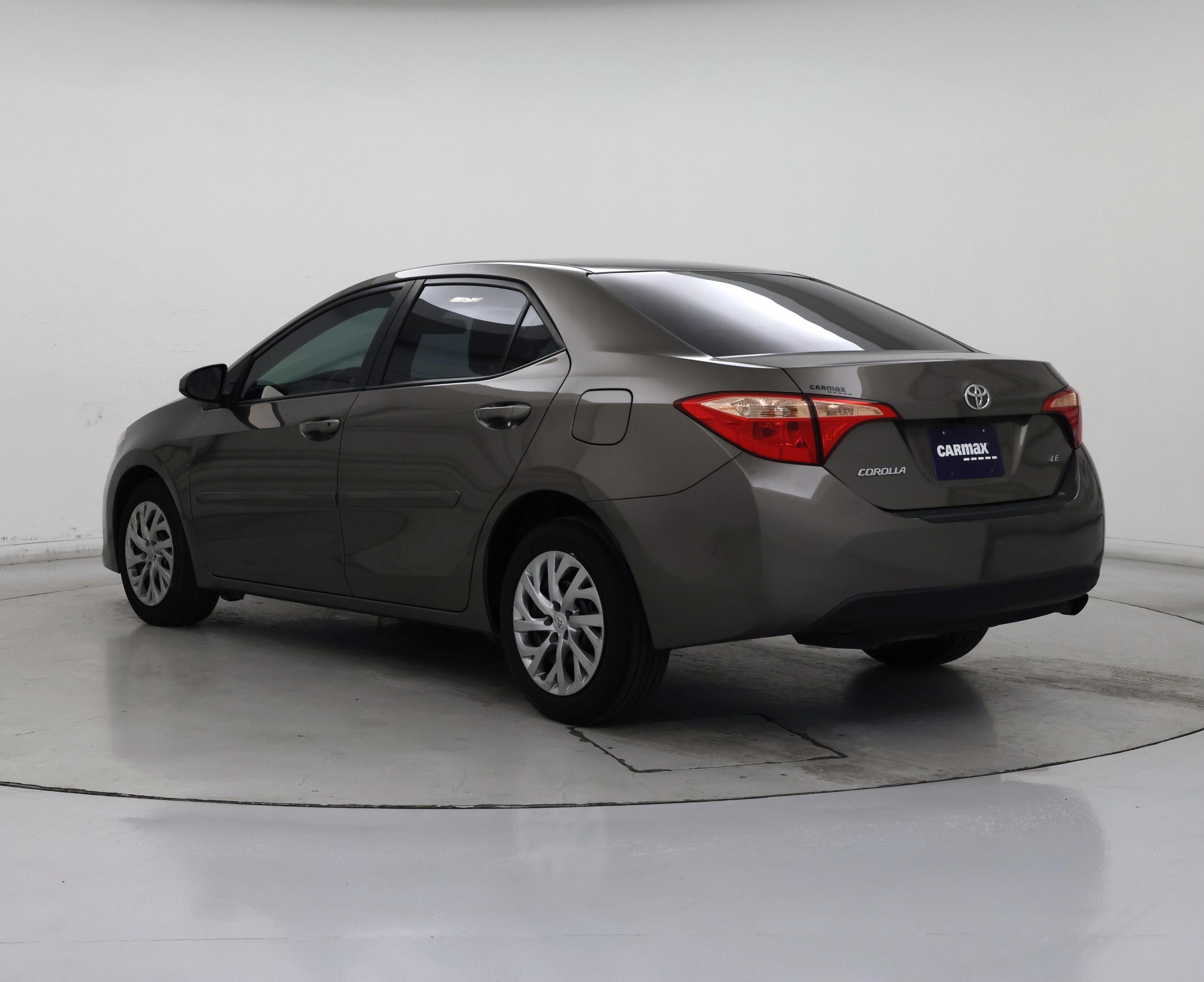 Thumbnail: 2017 Toyota Corolla - 2