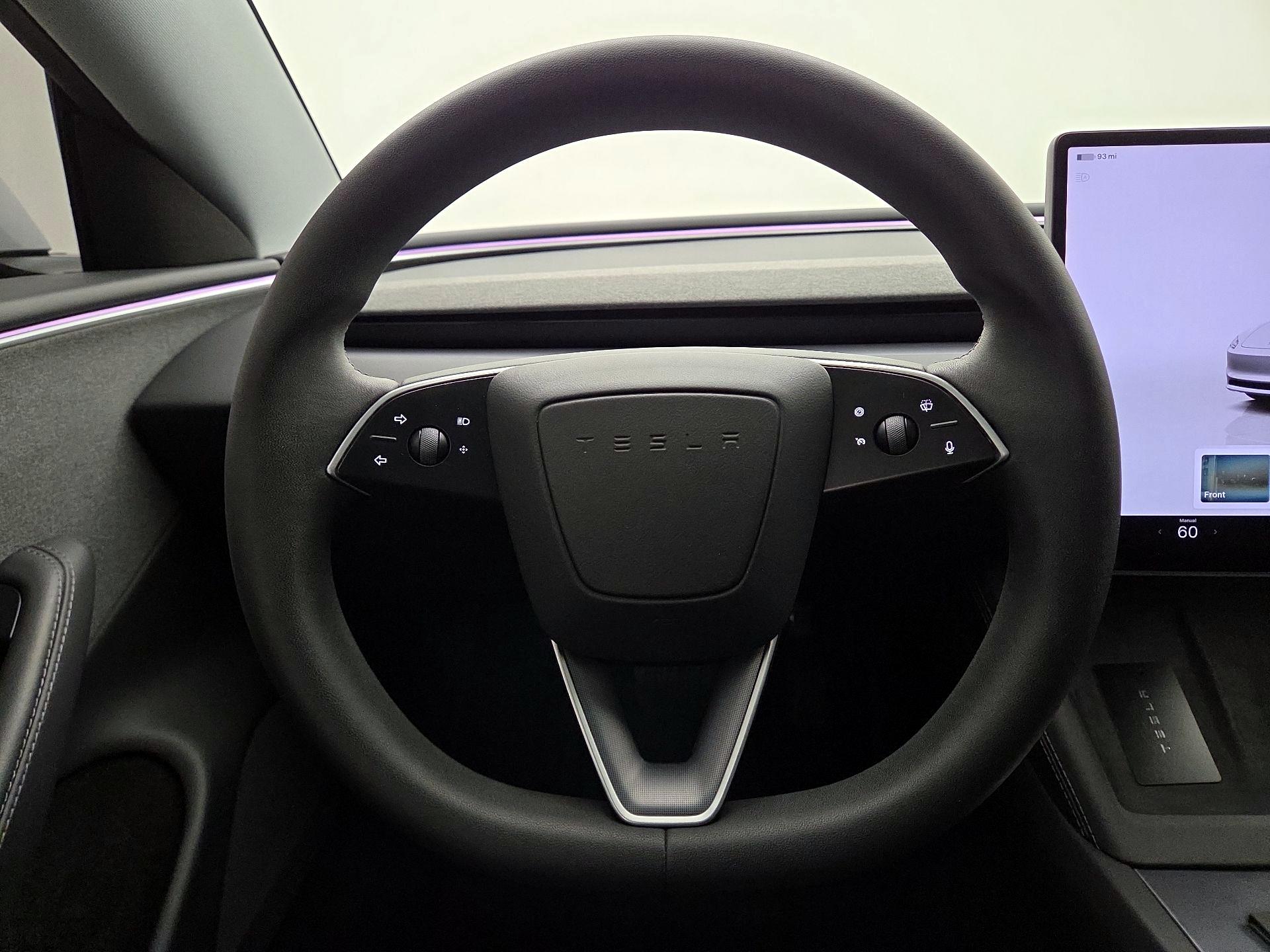 Thumbnail: 2025 Tesla Model 3 - 10