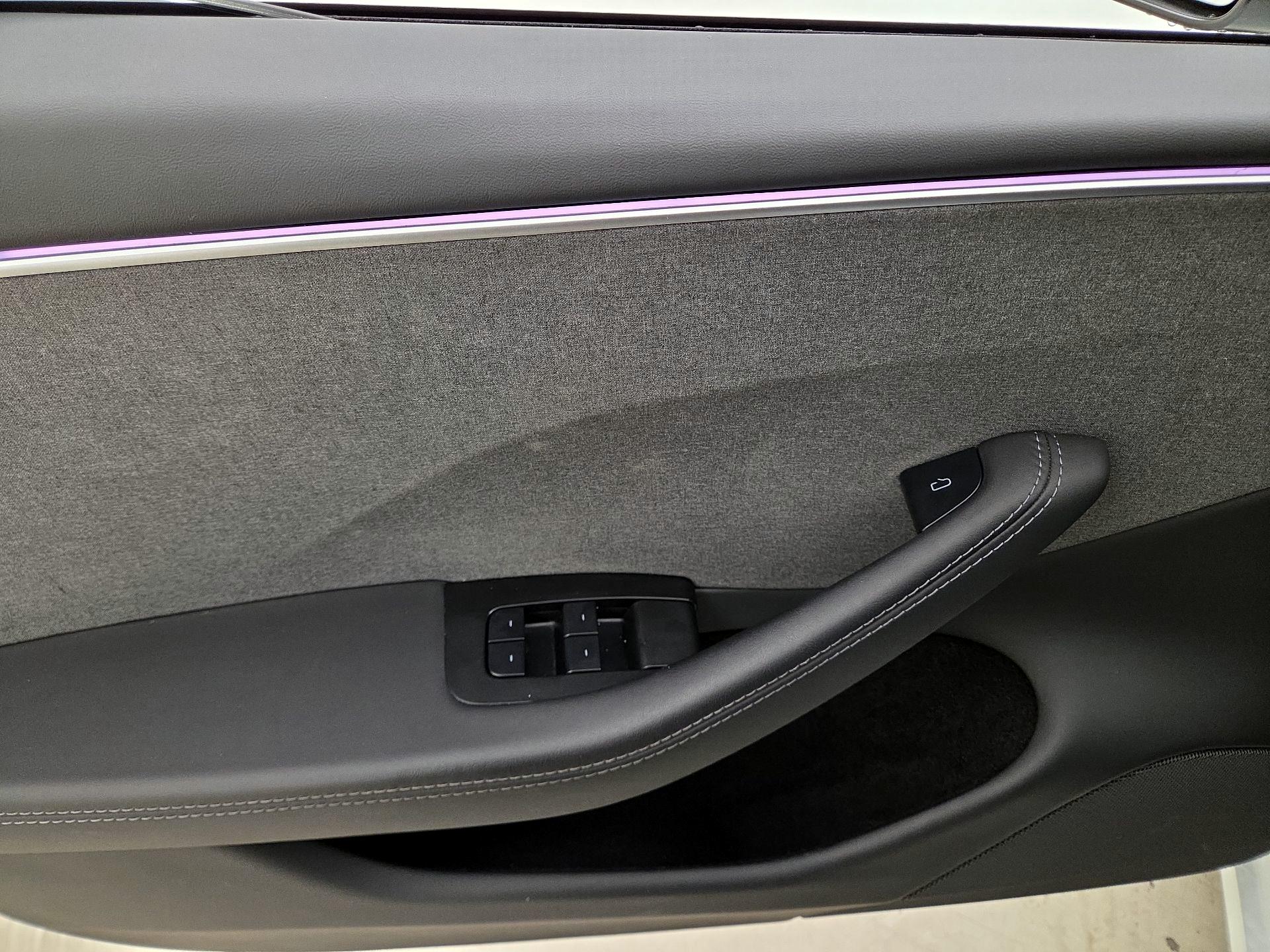 Thumbnail: 2025 Tesla Model 3 - 12