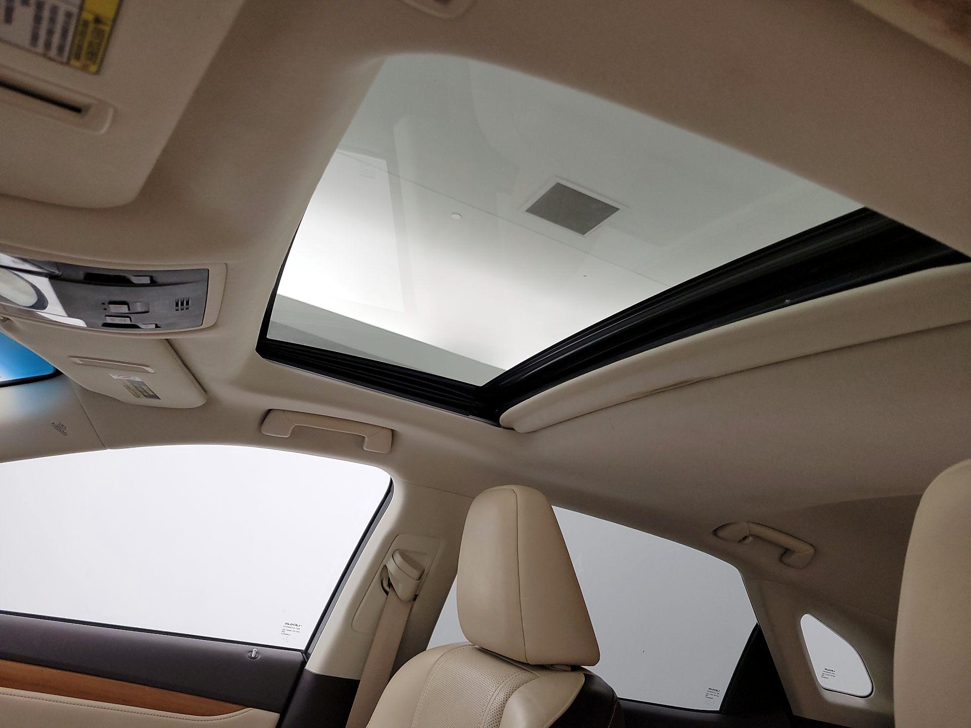 Thumbnail: 2016 Lexus RX - 19