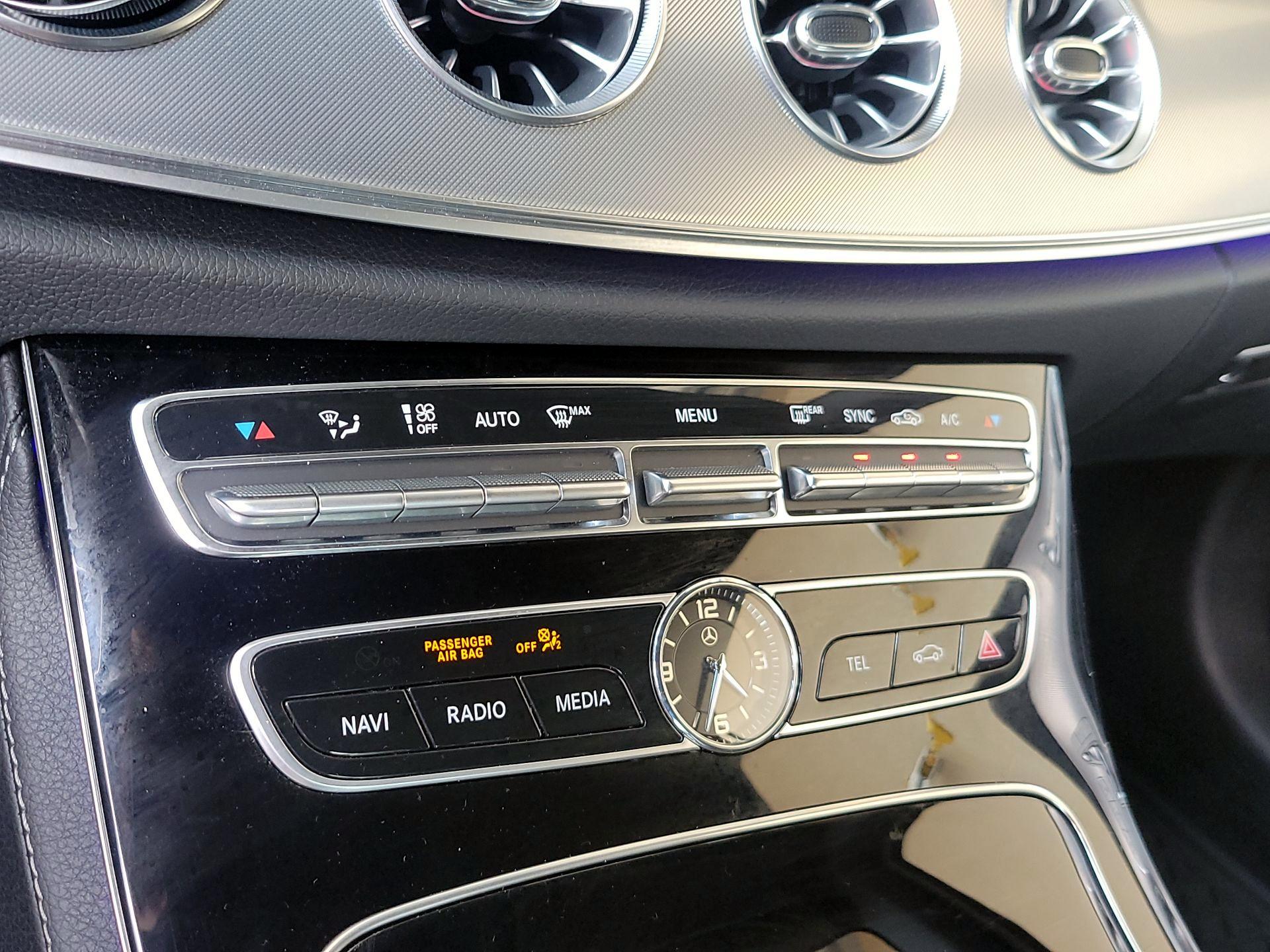 Thumbnail: 2020 Mercedes-Benz E-Class - 17