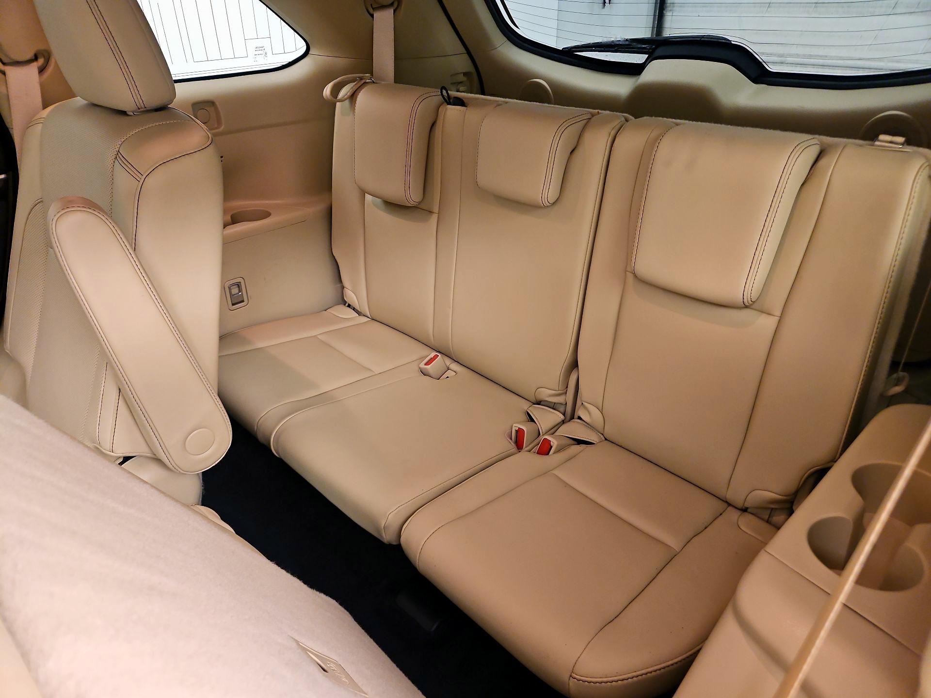 Thumbnail: 2015 Toyota Highlander - 20