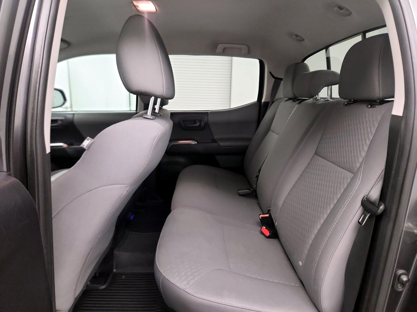 2020 Toyota Tacoma SR5 - Photo 19