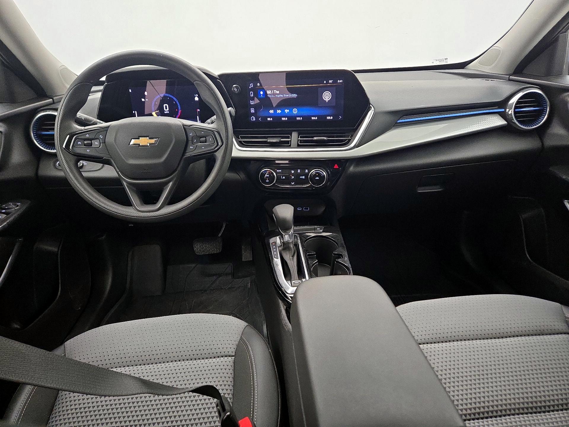 Thumbnail: 2025 Chevrolet Trax - 9