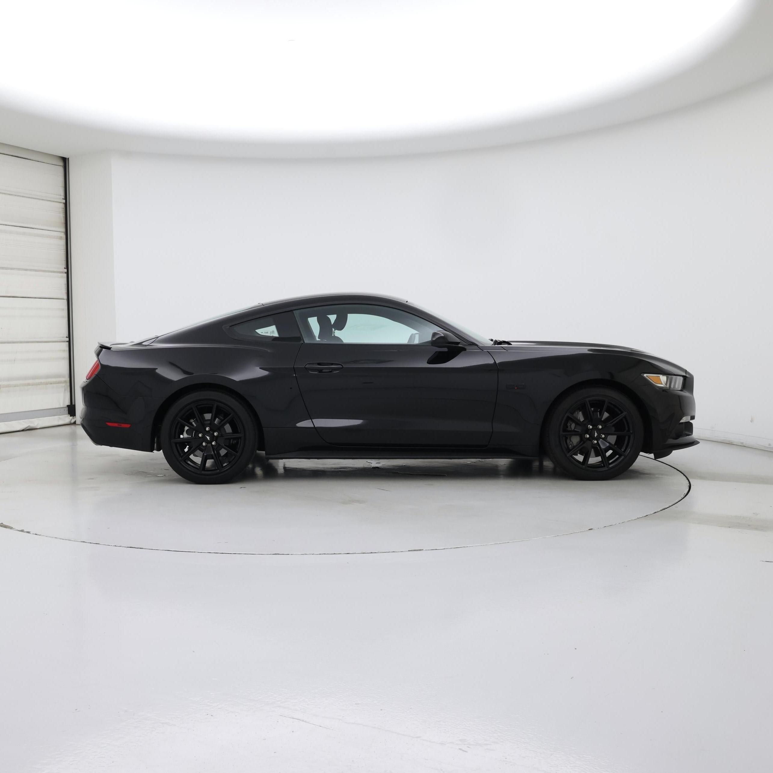 Thumbnail: 2017 Ford Mustang - 7