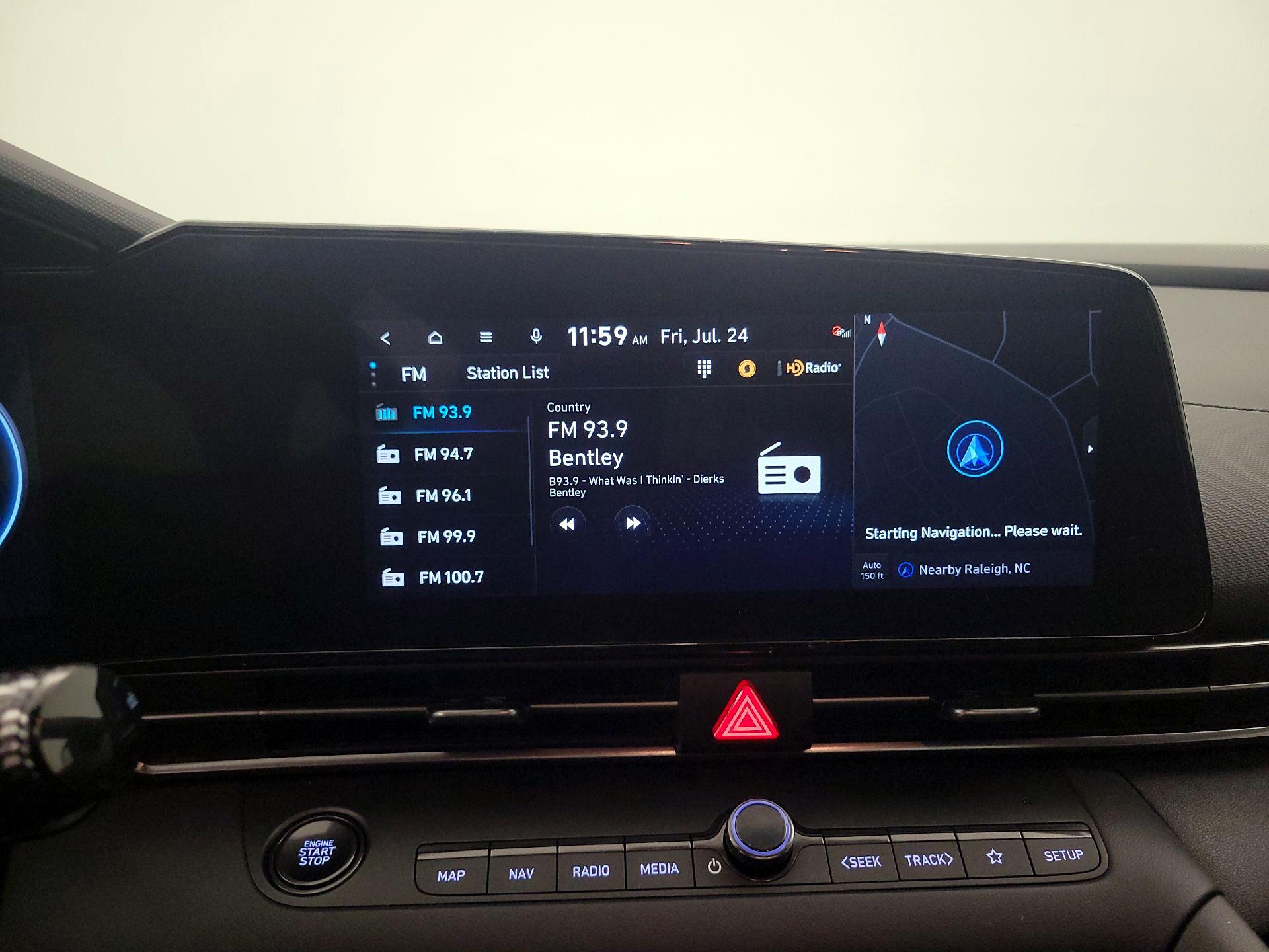 Thumbnail: 2023 Hyundai Elantra - 14