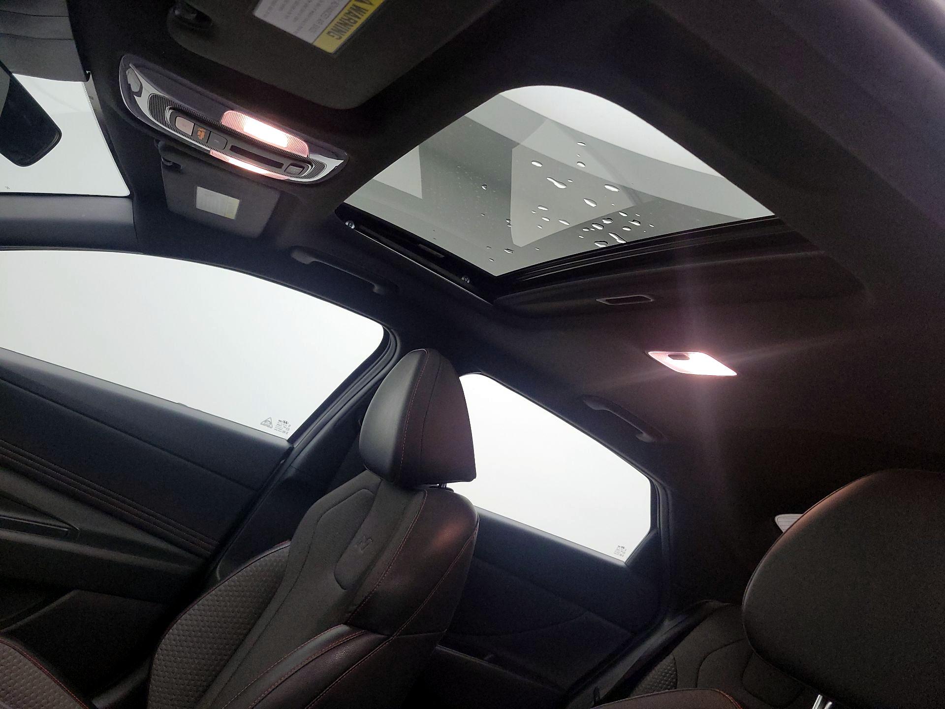 Thumbnail: 2023 Hyundai Elantra - 18