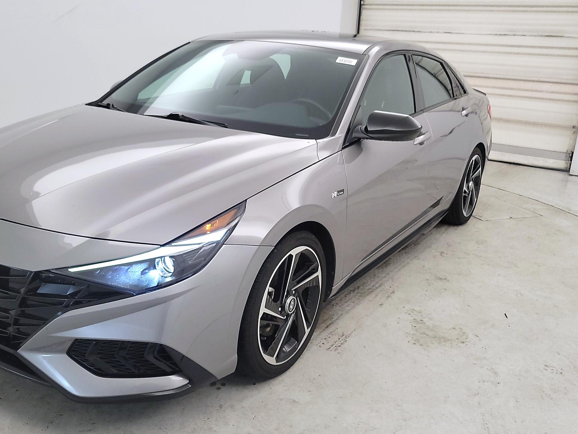 Thumbnail: 2023 Hyundai Elantra - 3