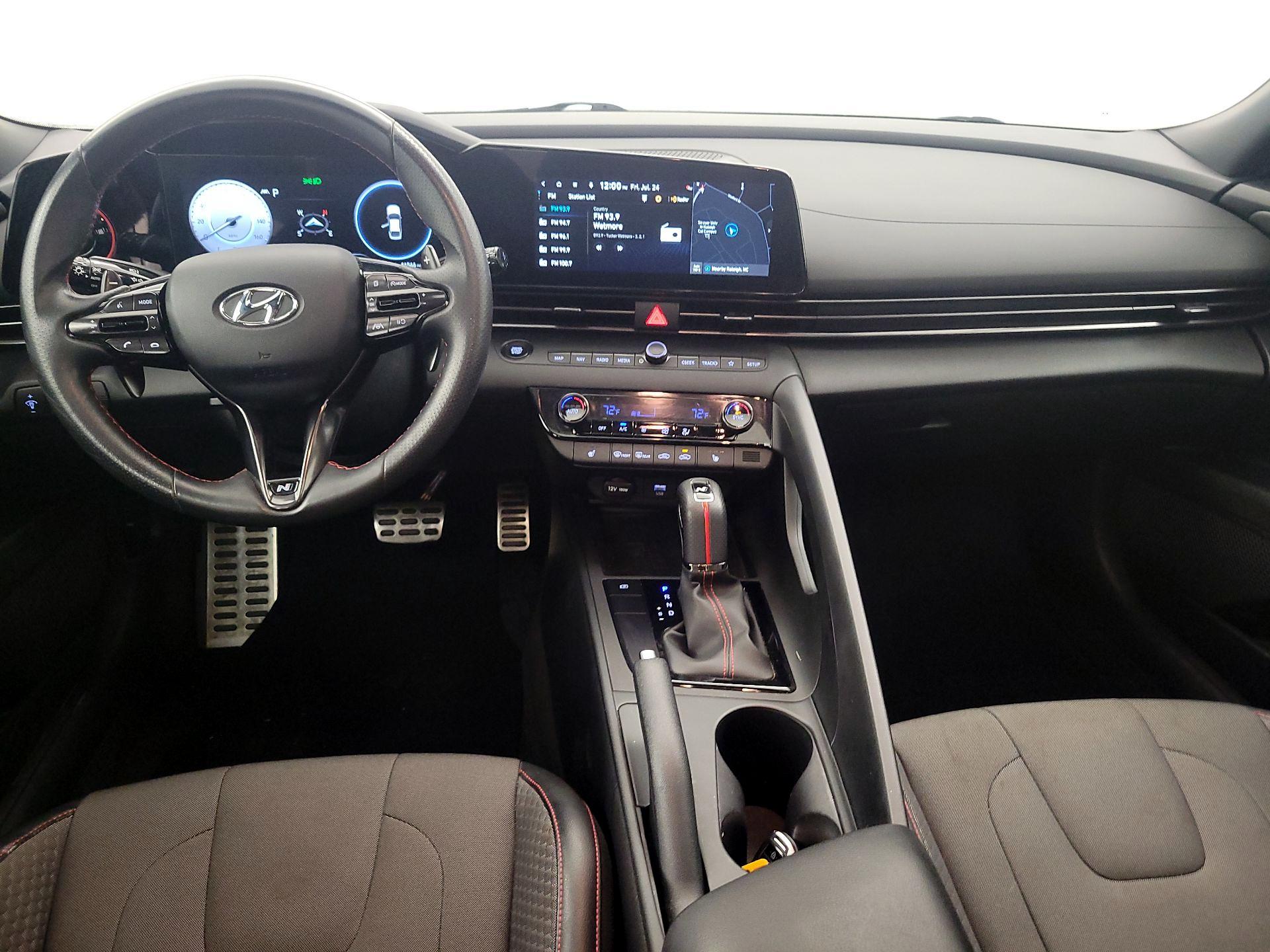 Thumbnail: 2023 Hyundai Elantra - 8