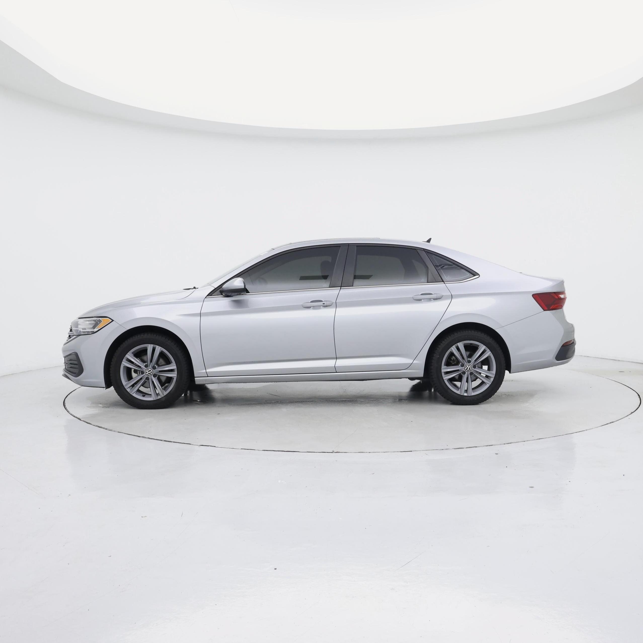 Thumbnail: 2023 Volkswagen Jetta - 3