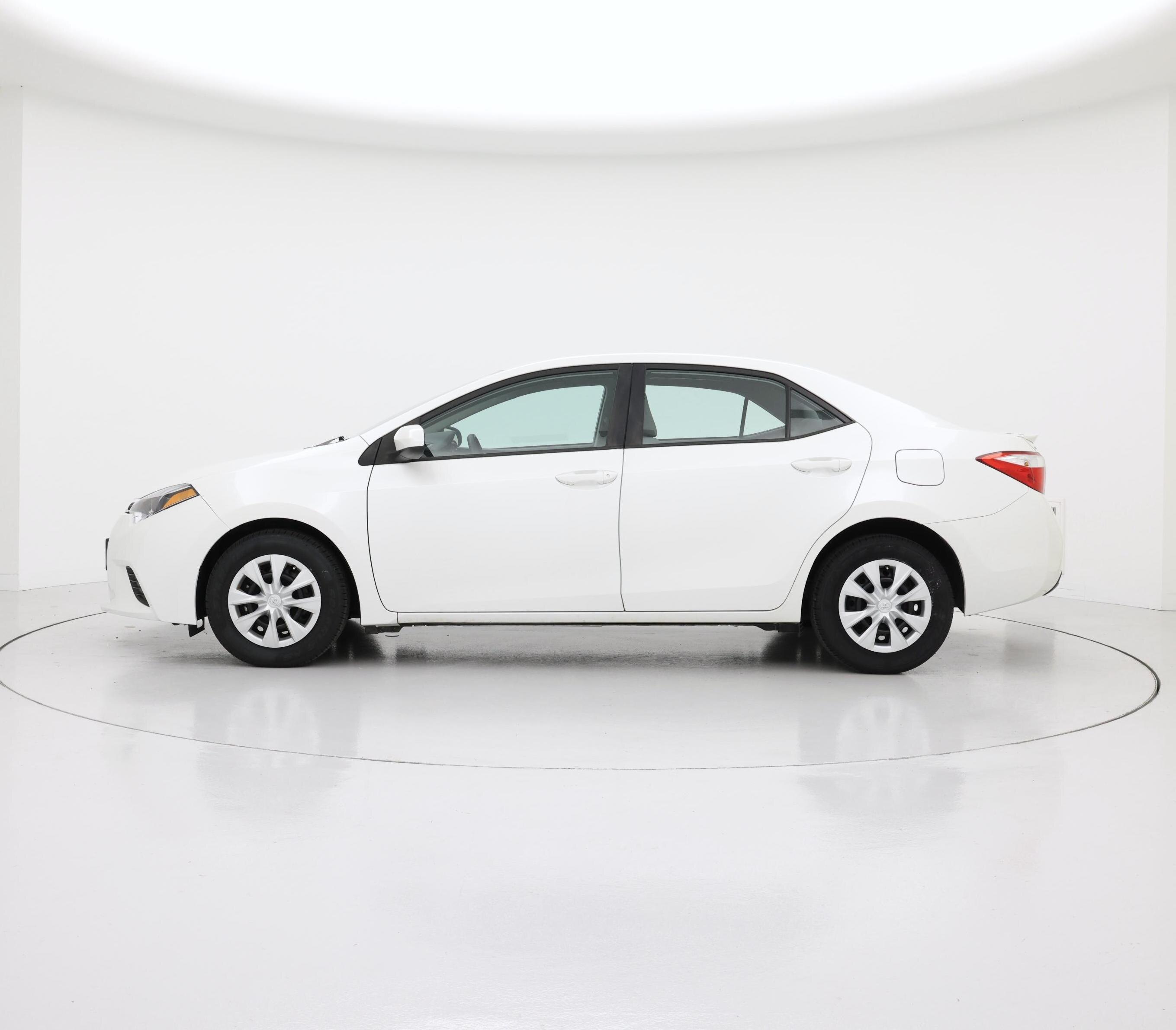 Thumbnail: 2014 Toyota Corolla - 3