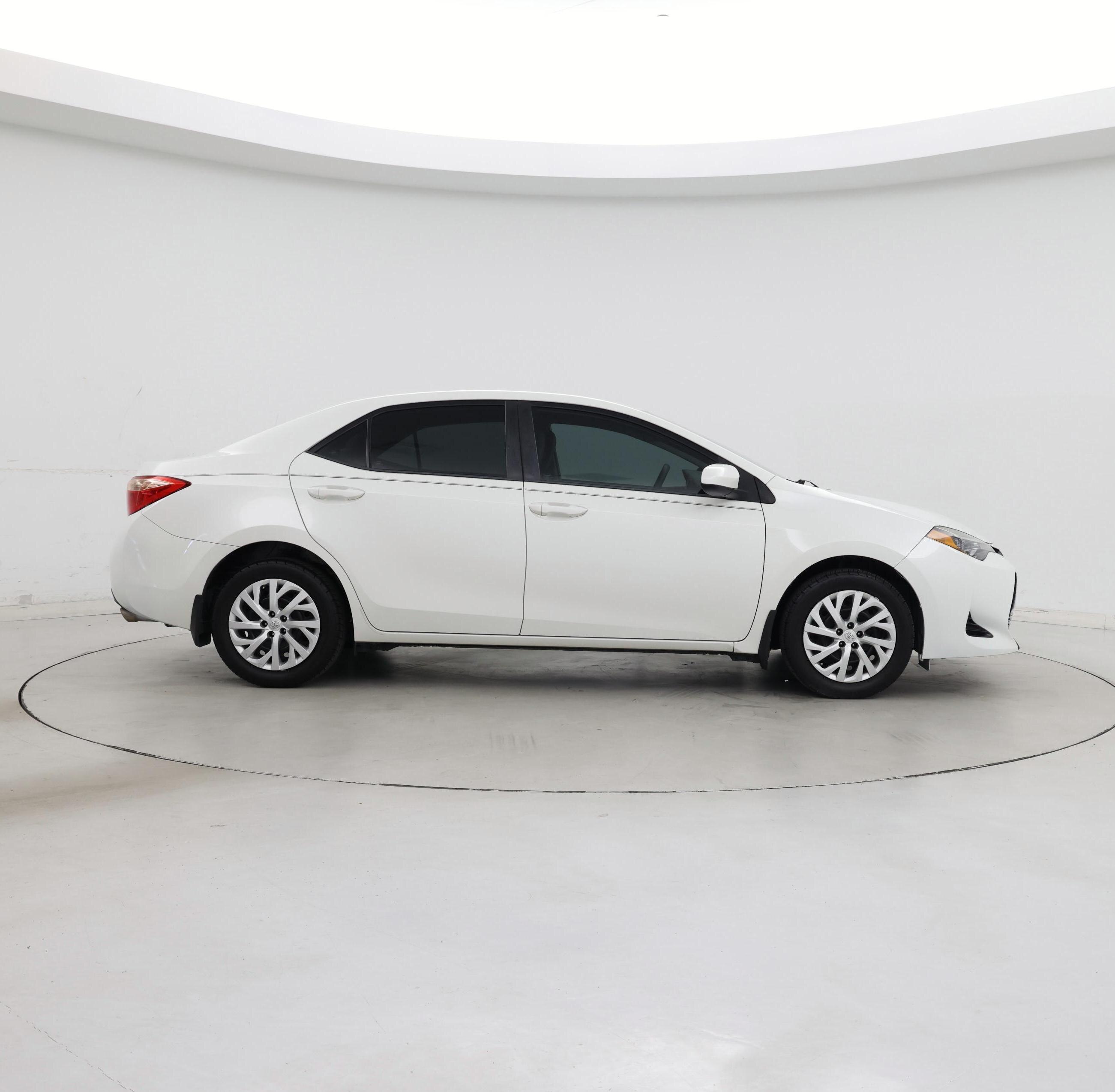 Thumbnail: 2018 Toyota Corolla - 7
