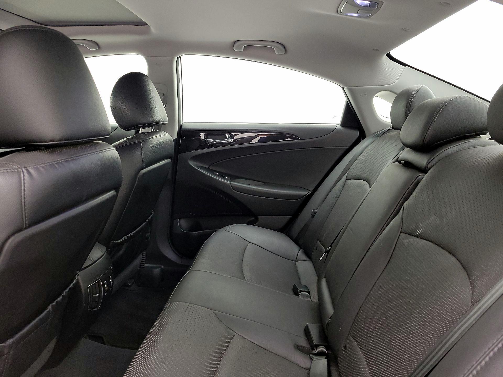 Thumbnail: 2014 Hyundai Sonata - 20
