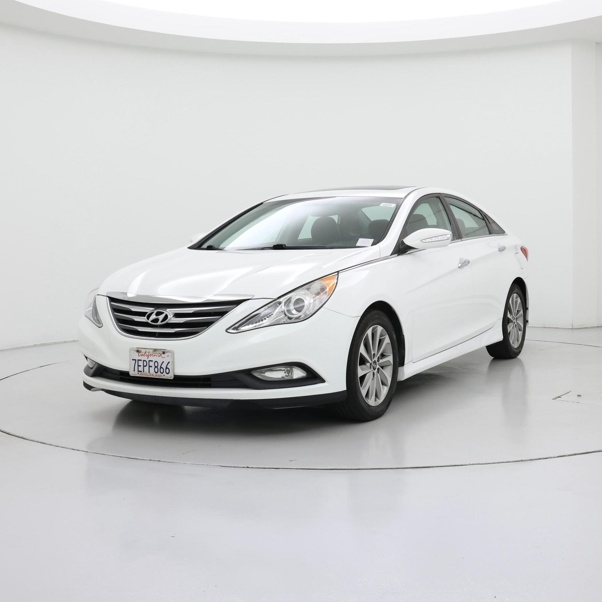 Thumbnail: 2014 Hyundai Sonata - 4