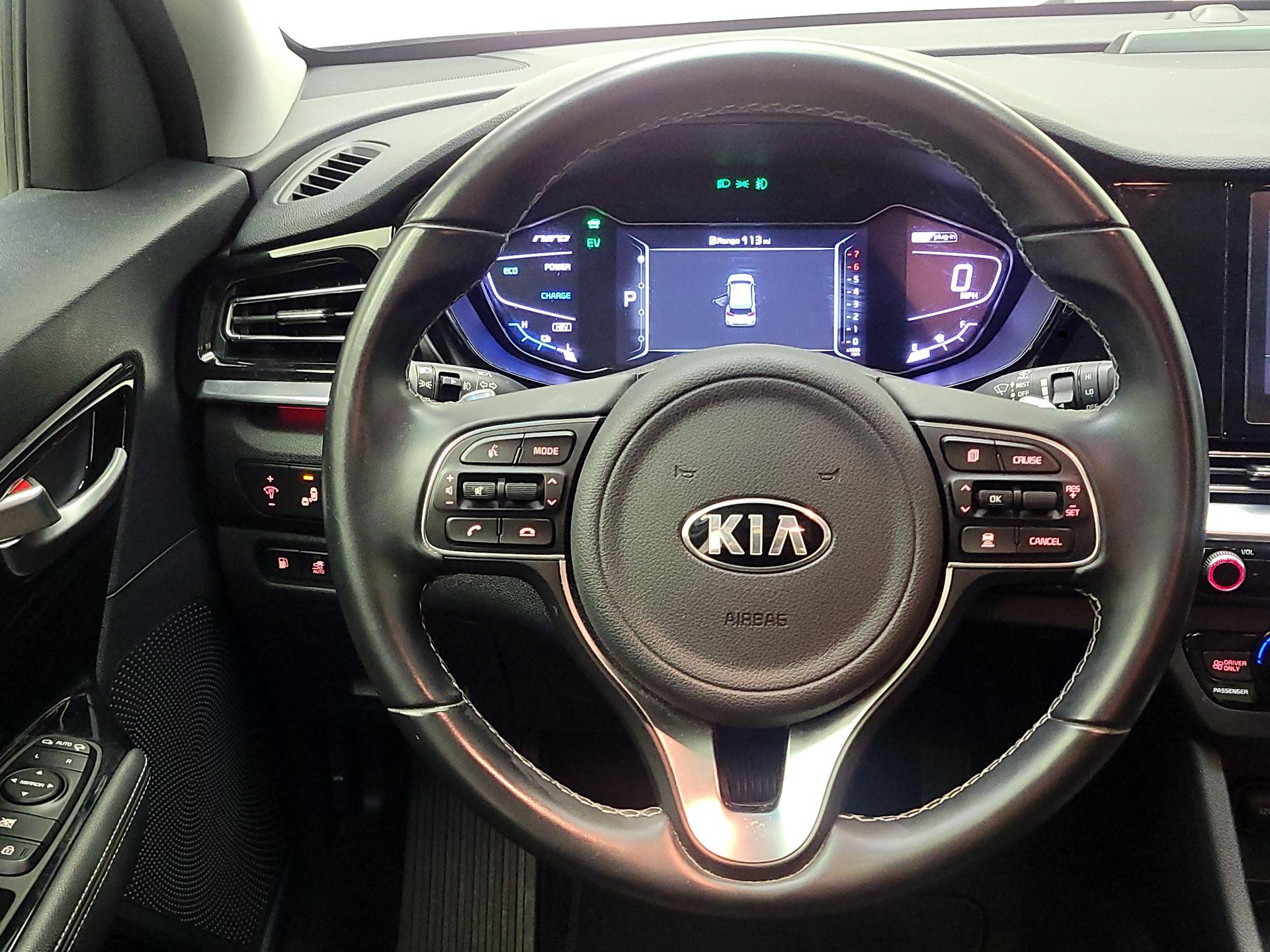 Thumbnail: 2020 Kia Niro - 10