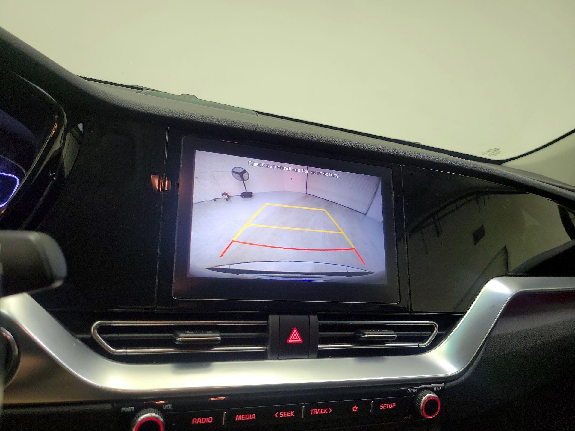 Thumbnail: 2020 Kia Niro - 14