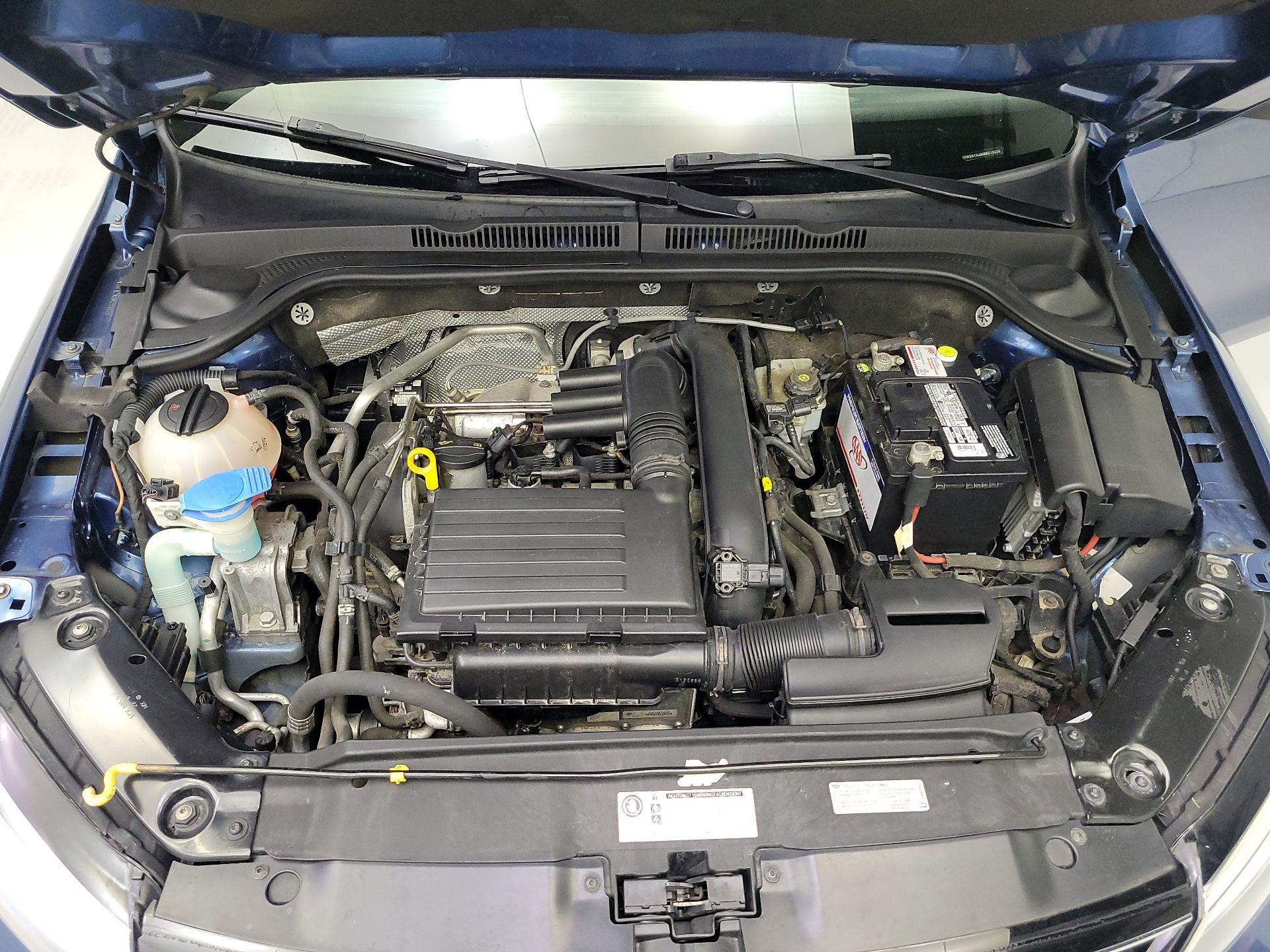 Thumbnail: 2016 Volkswagen Jetta - 20