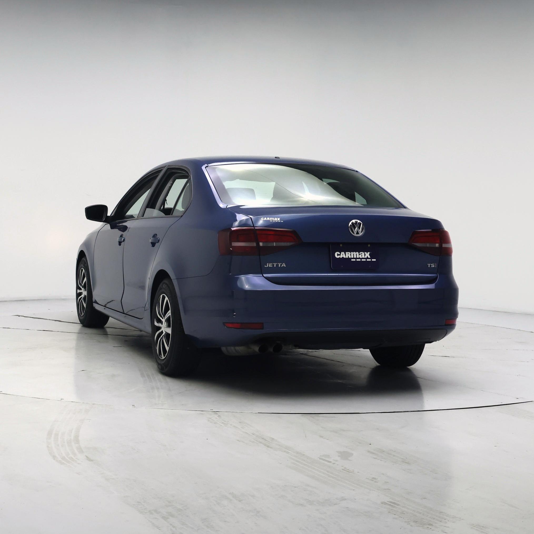 Thumbnail: 2016 Volkswagen Jetta - 6