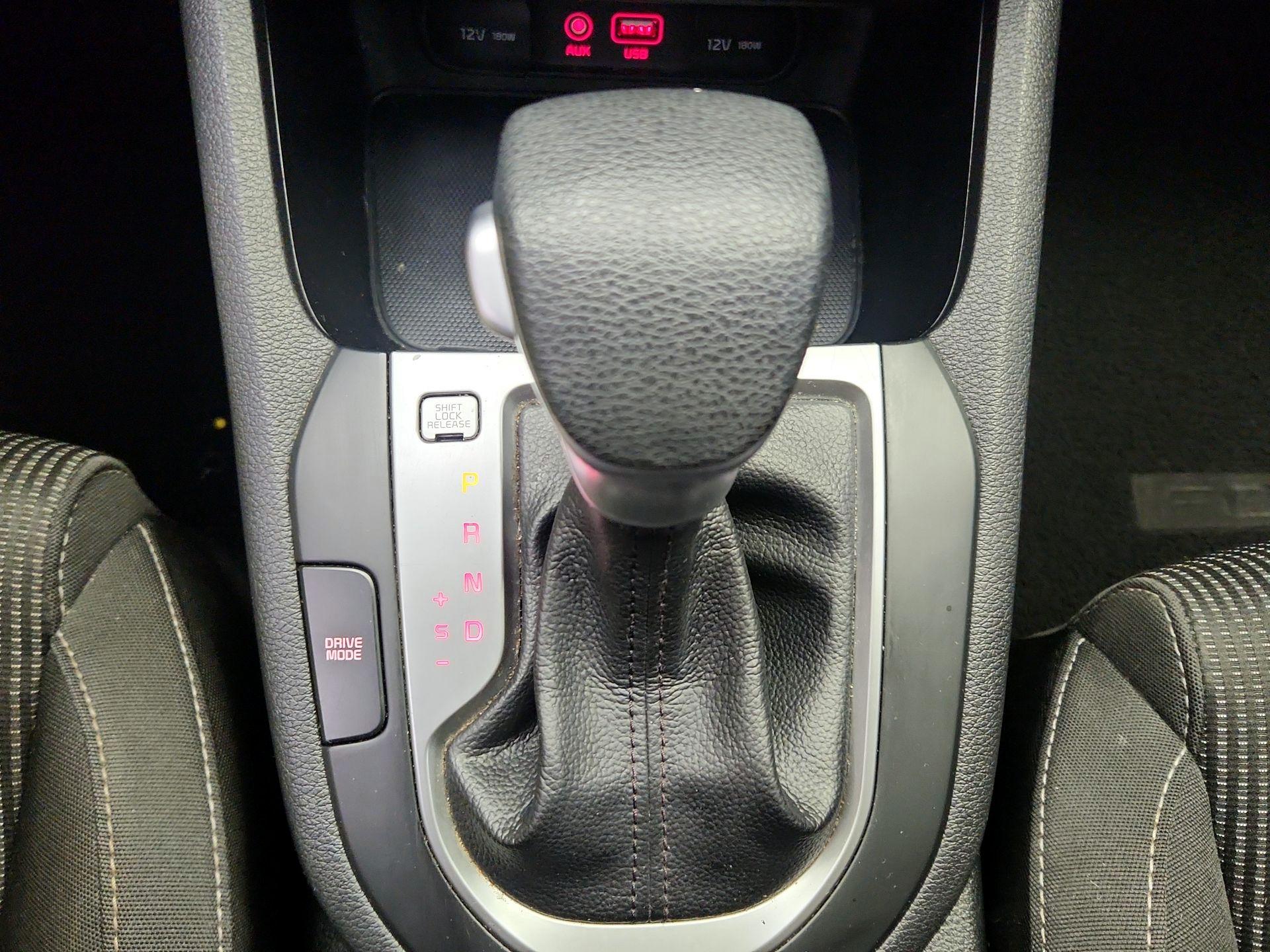 Thumbnail: 2019 Kia Forte - 17