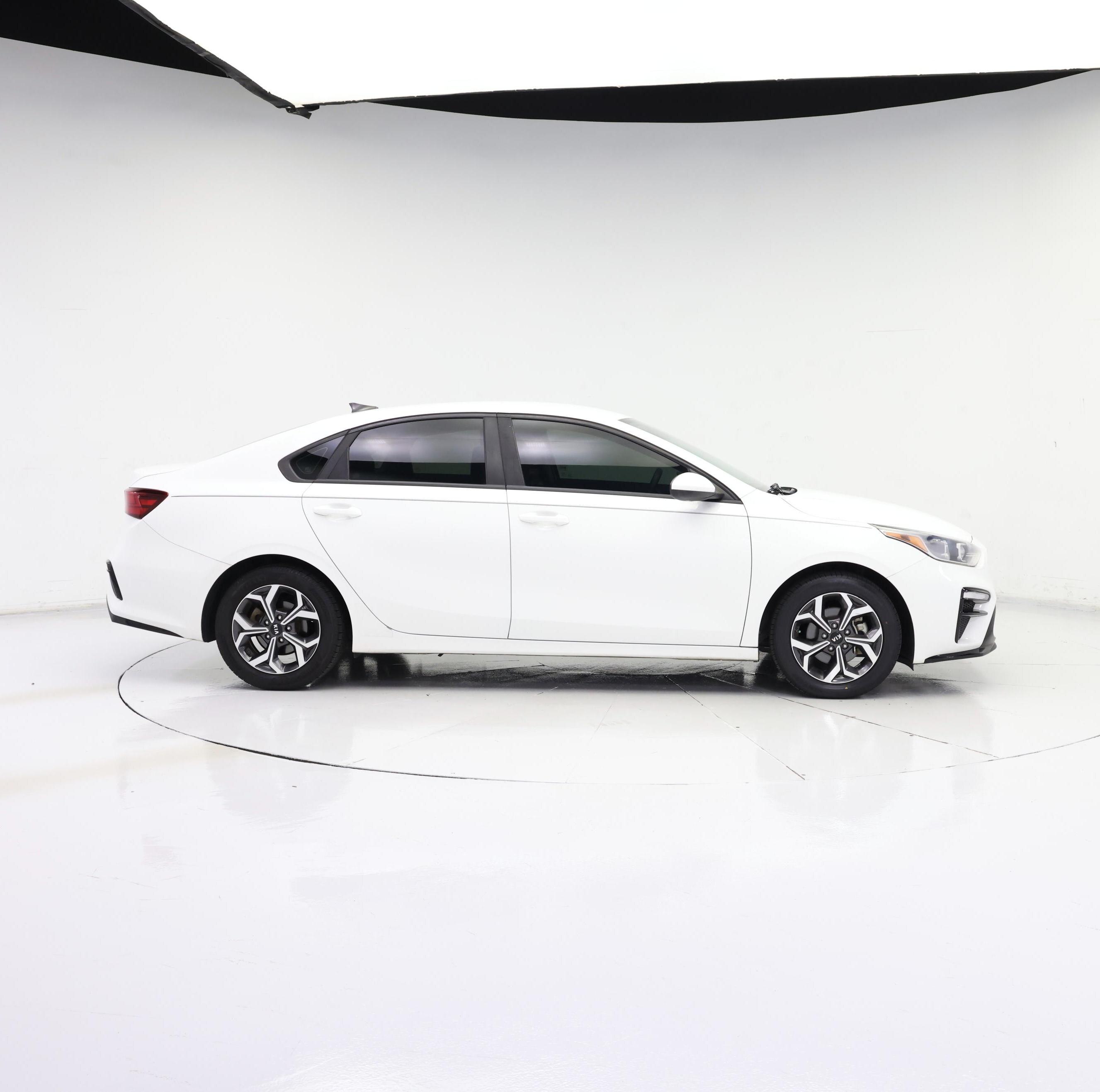 Thumbnail: 2019 Kia Forte - 7