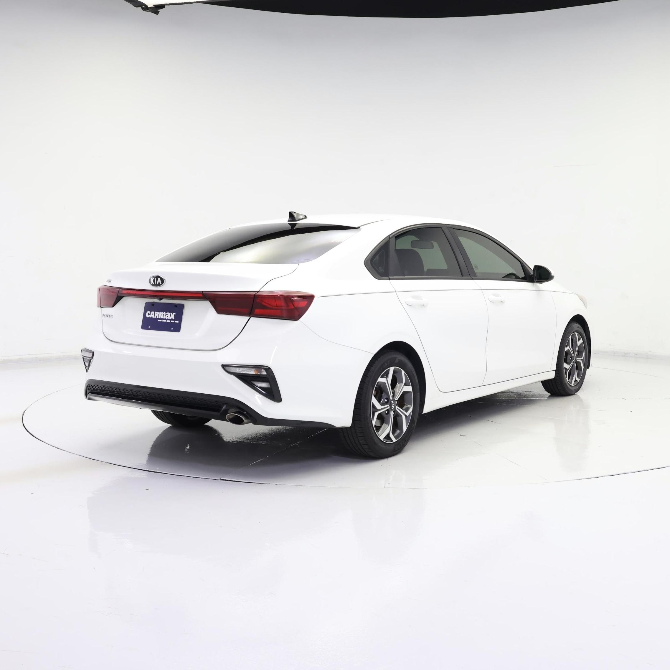 Thumbnail: 2019 Kia Forte - 8