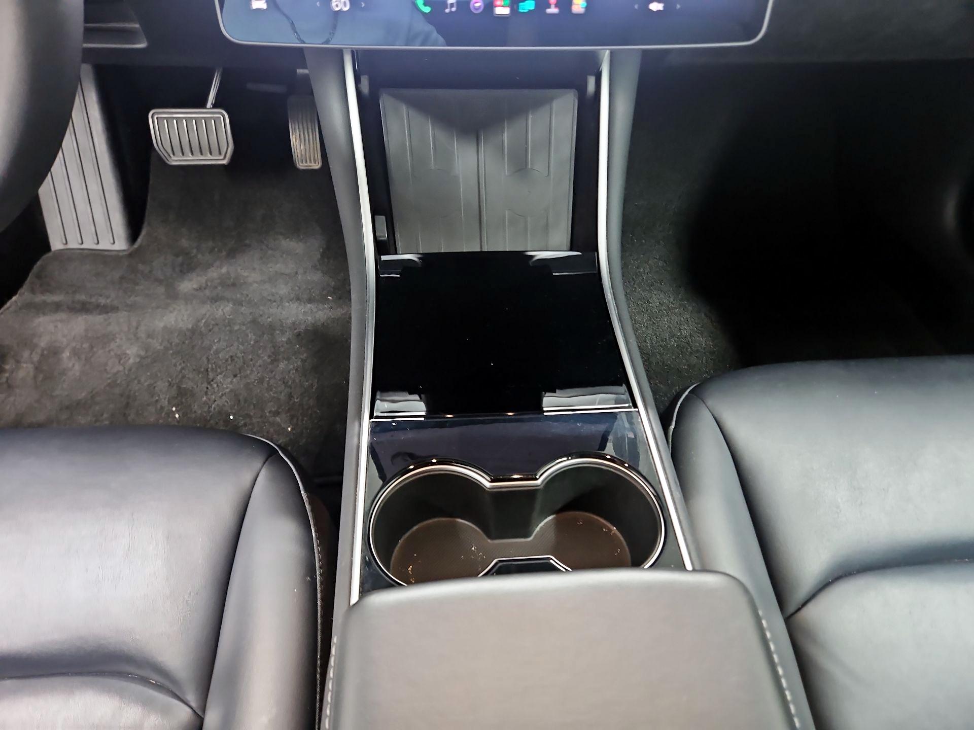 Thumbnail: 2019 Tesla Model 3 - 17