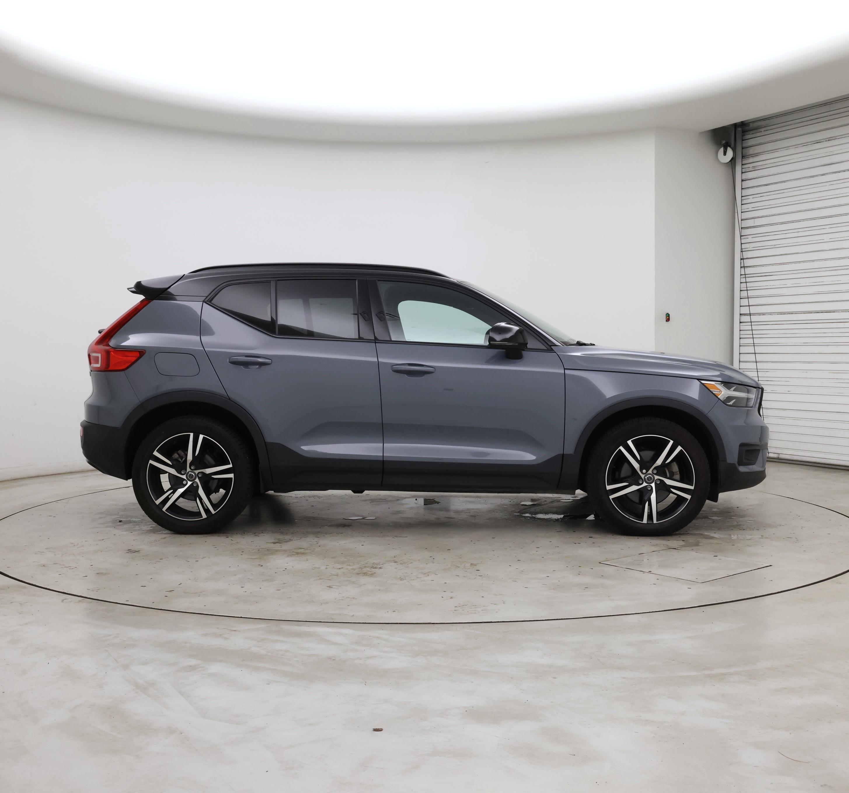 Thumbnail: 2021 Volvo XC40 - 7