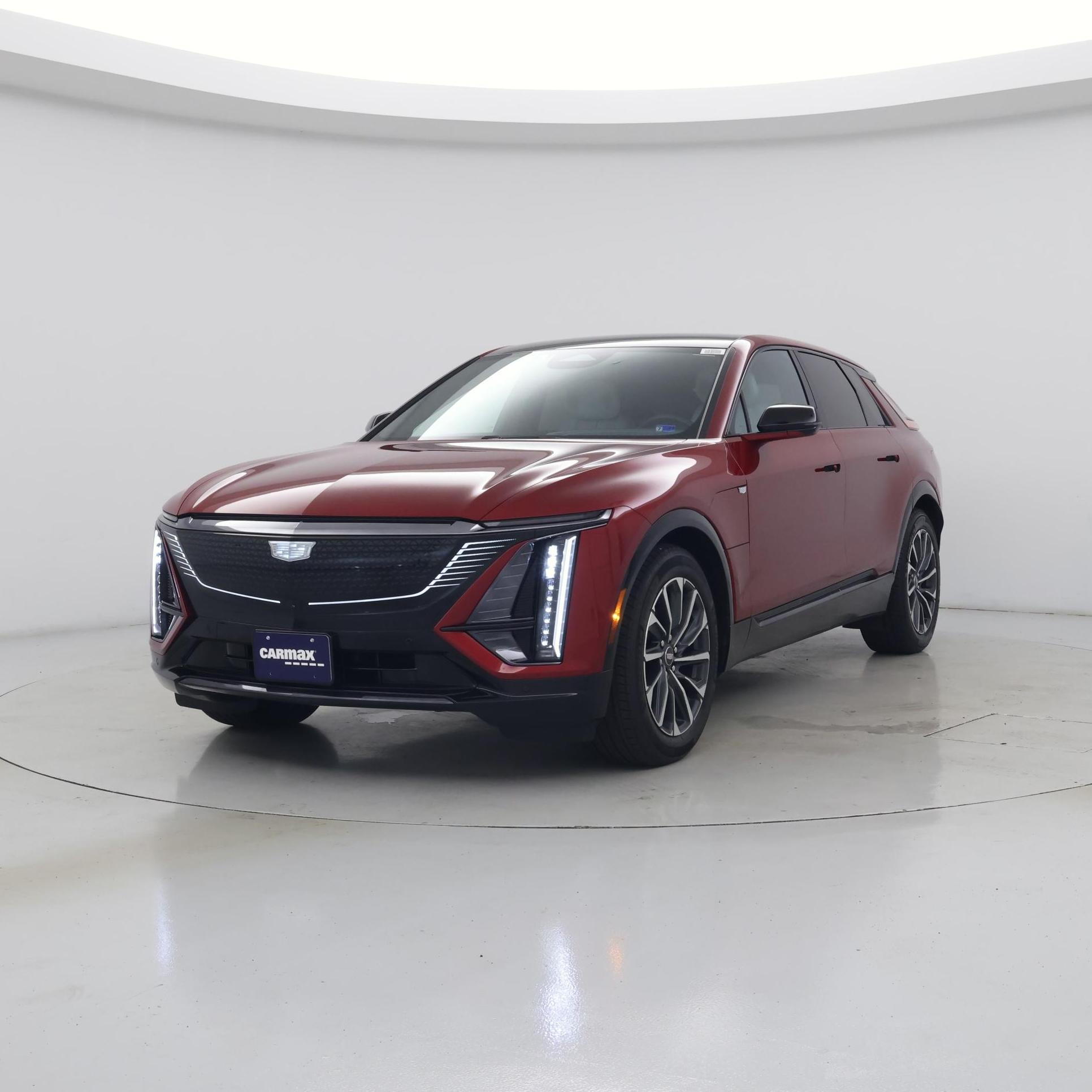 Thumbnail: 2024 Cadillac Lyriq - 4