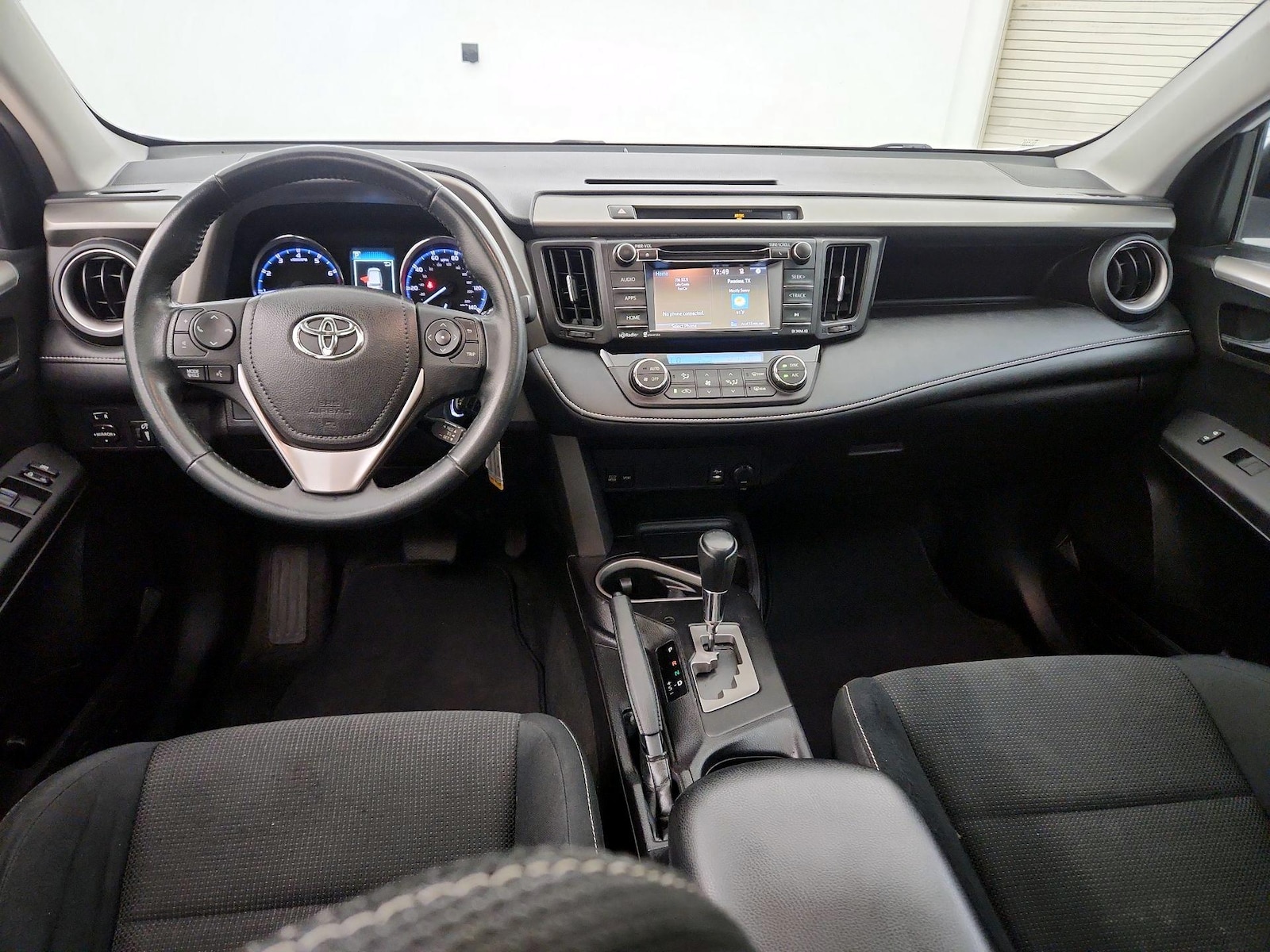 2016 Toyota RAV4 XLE, photo 10