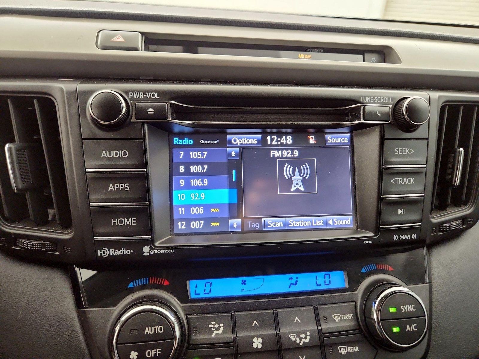 2016 Toyota RAV4 XLE, photo 16