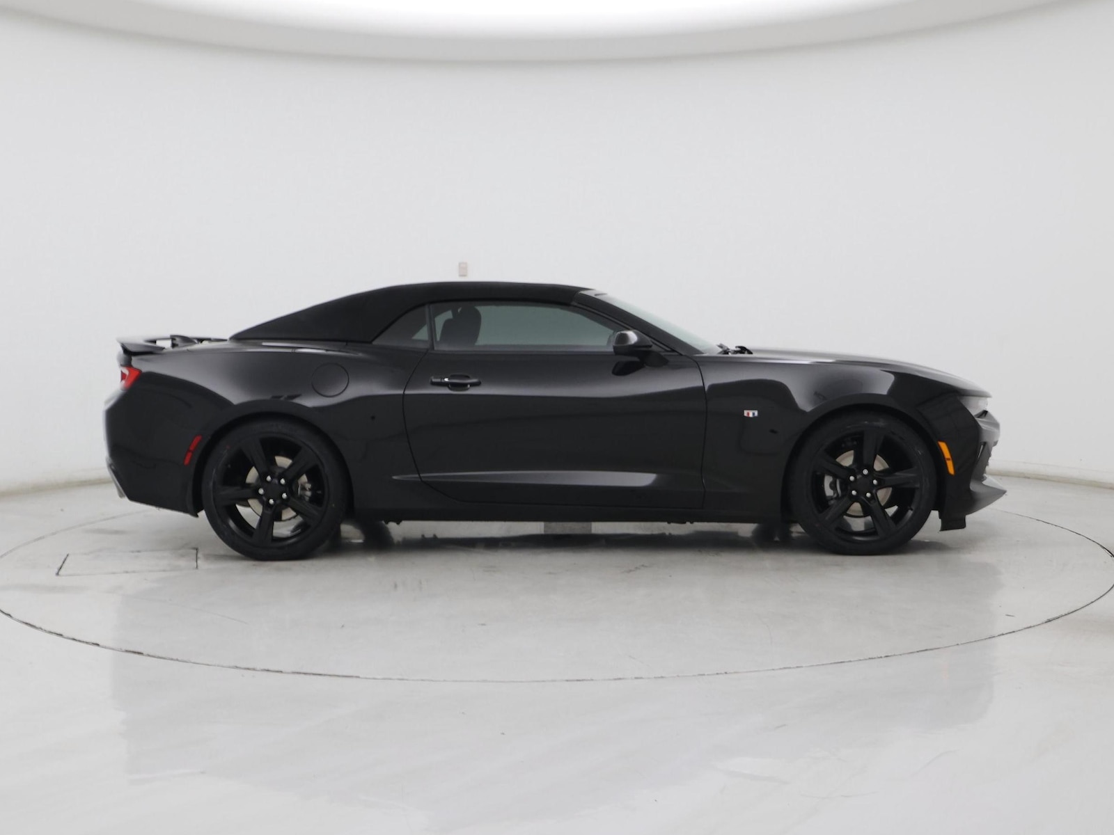 2017 Chevrolet Camaro 2LT - Photo 8