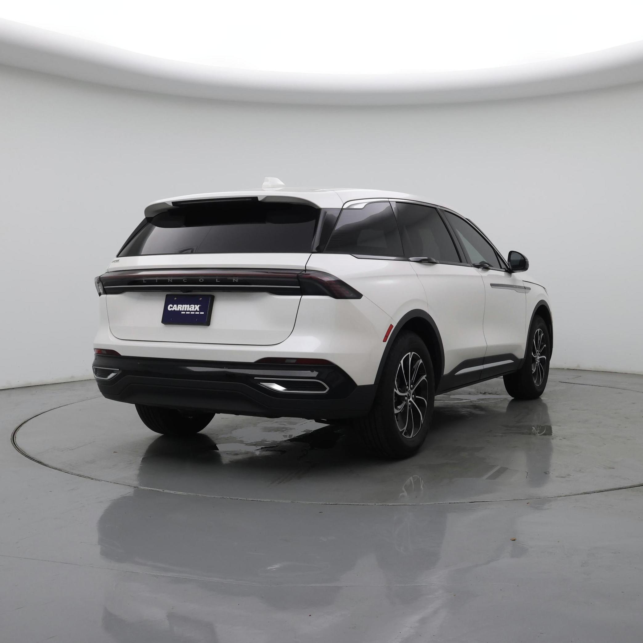 Thumbnail: 2026 Lincoln Nautilus - 8