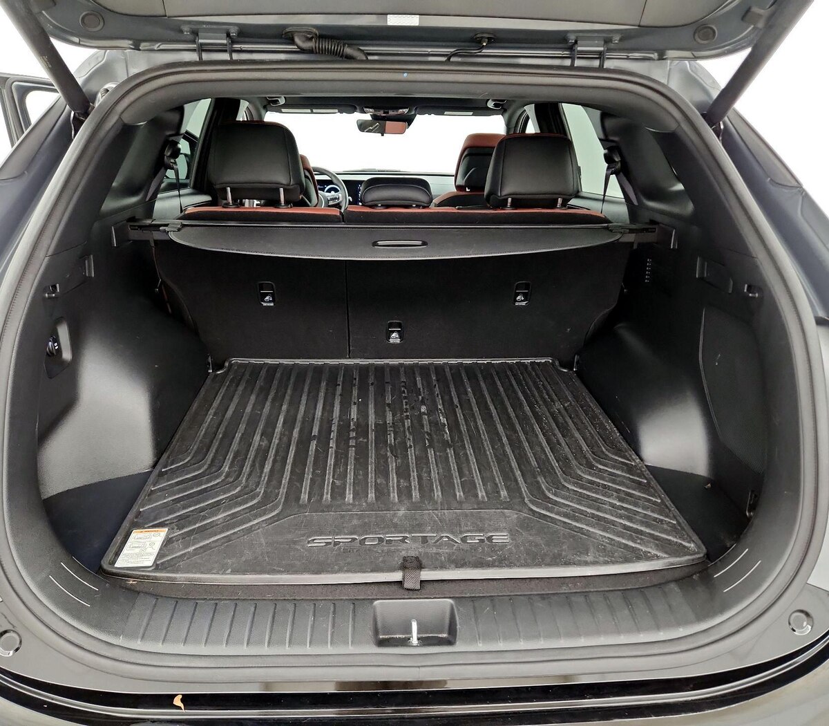Trunk/Cargo (Seats Up)