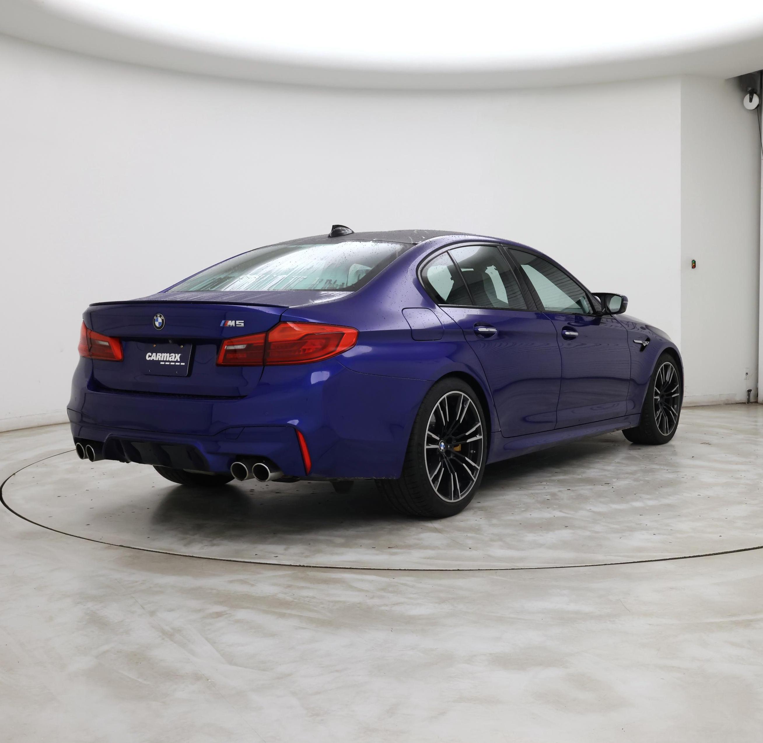 Thumbnail: 2018 BMW M5 - 8