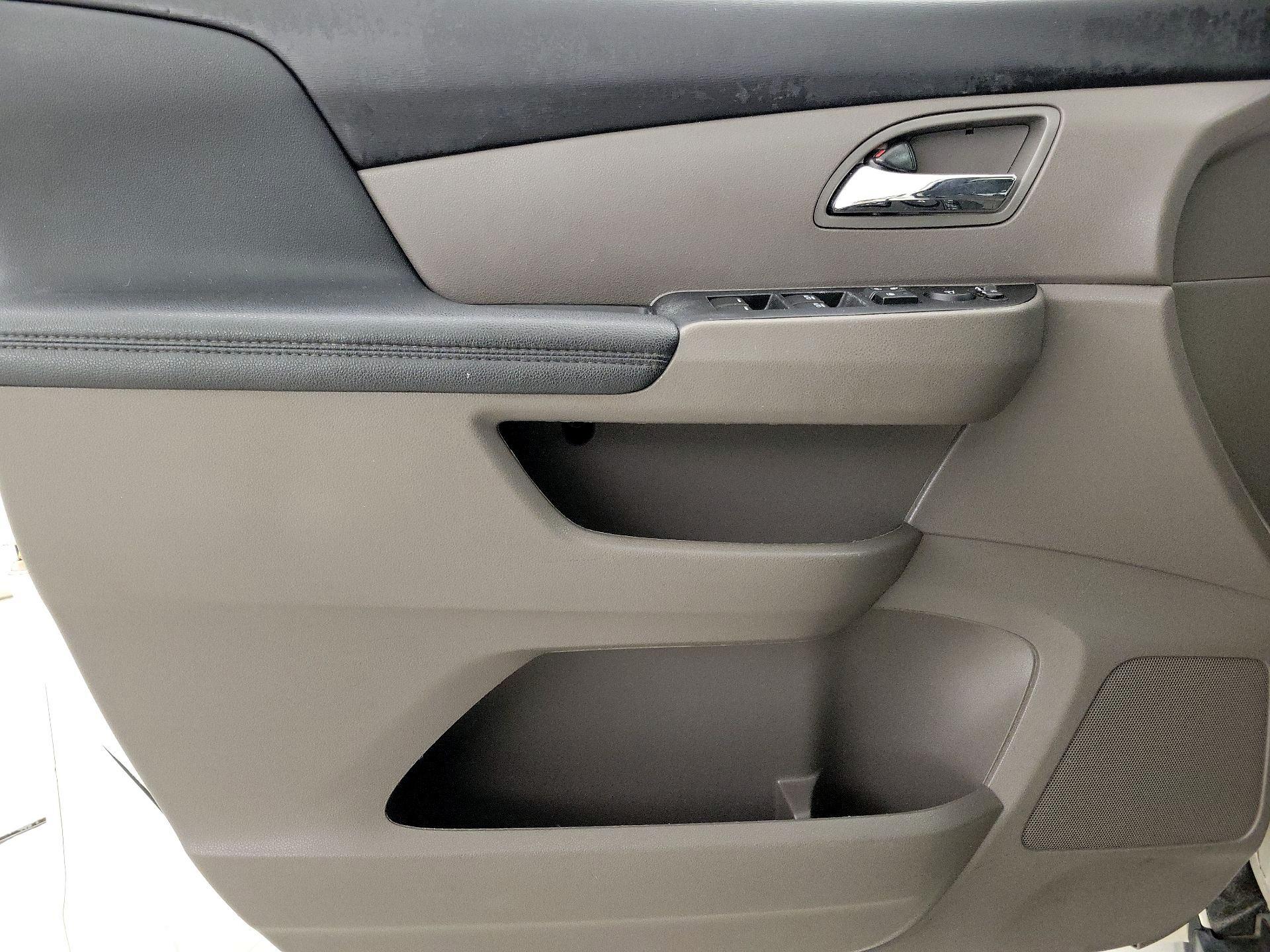 Thumbnail: 2017 Honda Odyssey - 12