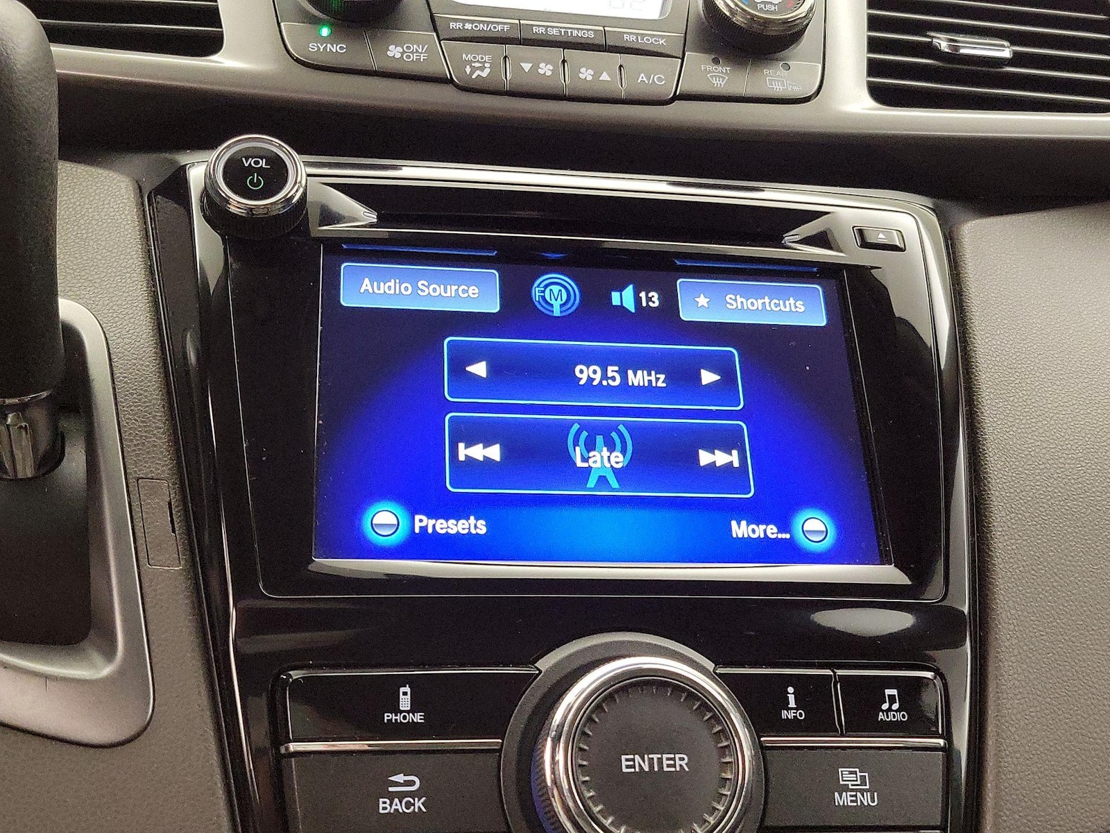 2017 Honda Odyssey EX-L - Photo 16
