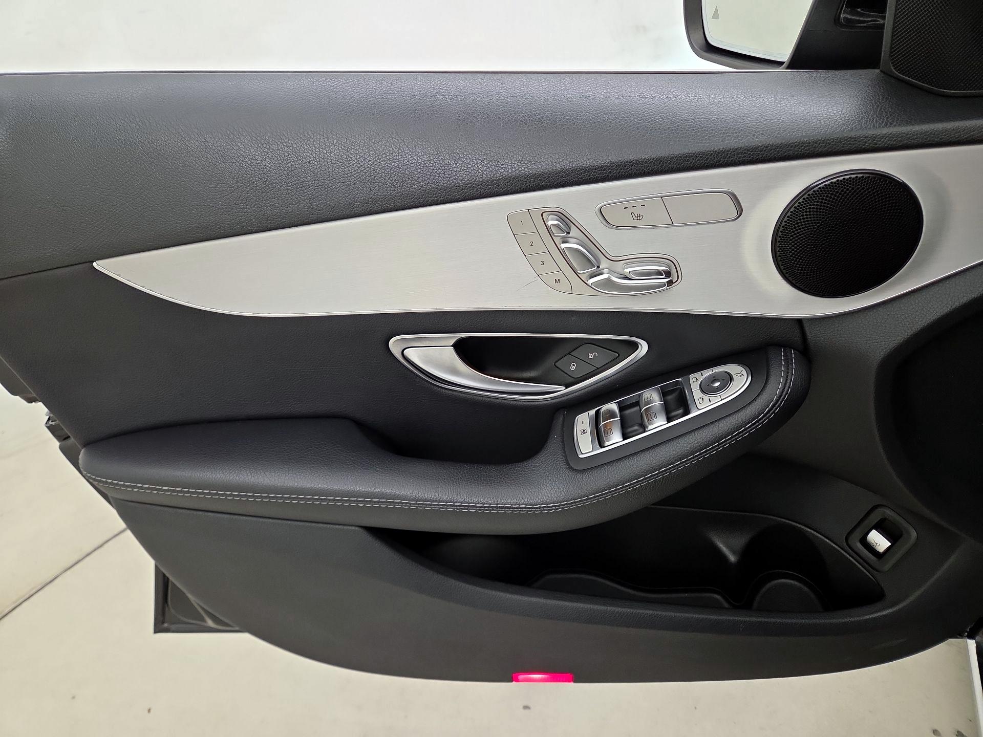 Thumbnail: 2019 Mercedes-Benz C-Class - 12