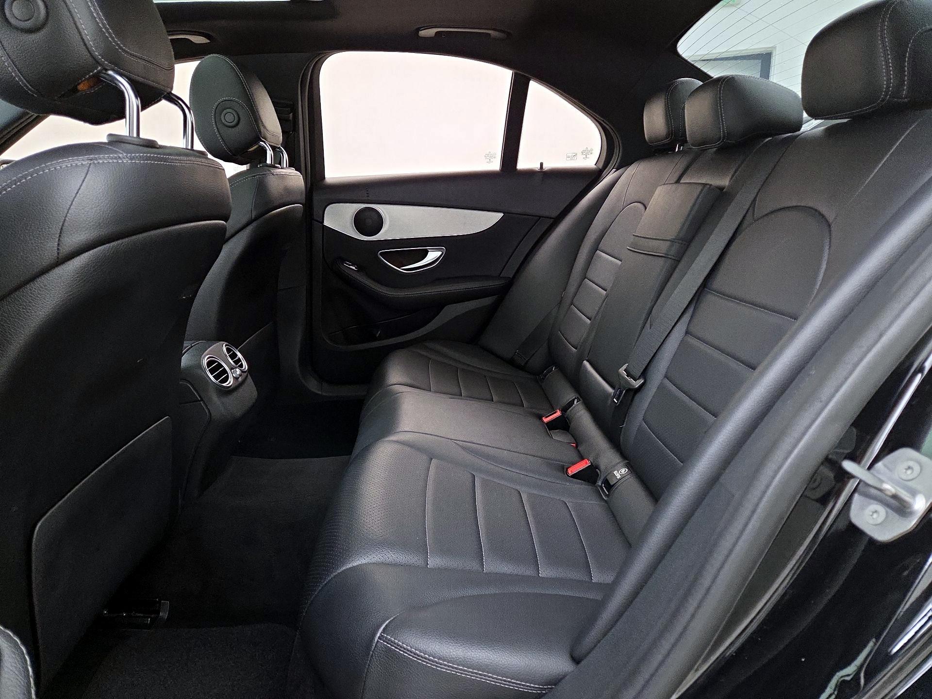 Thumbnail: 2019 Mercedes-Benz C-Class - 19
