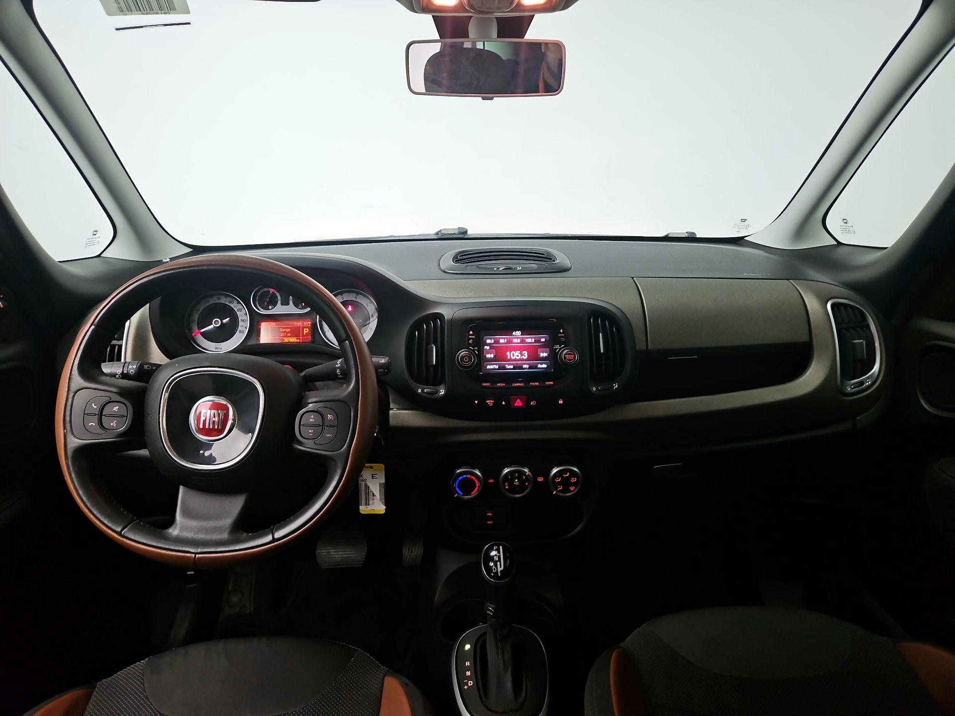 Thumbnail: 2015 Fiat 500L - 9