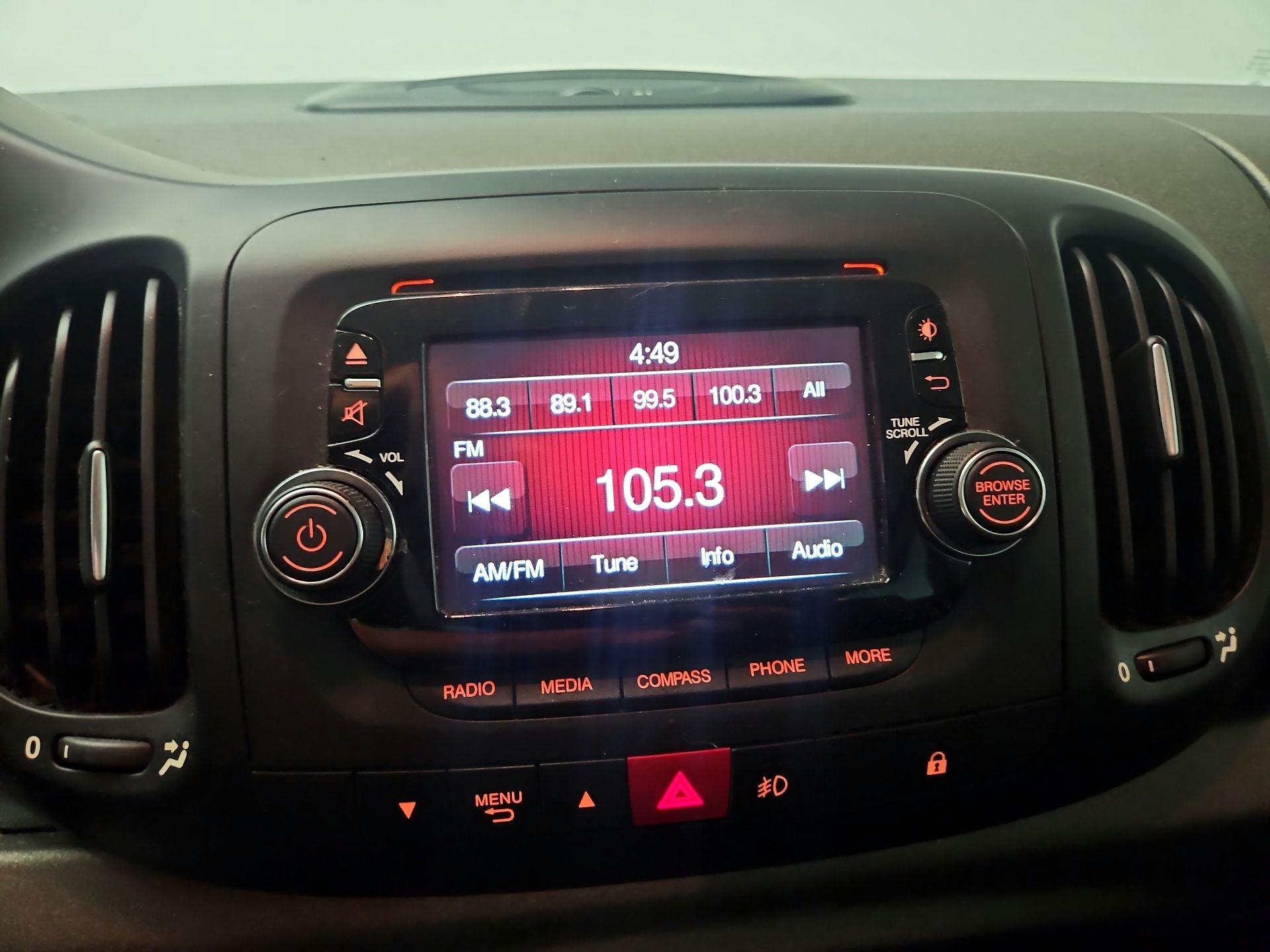 Thumbnail: 2015 Fiat 500L - 13