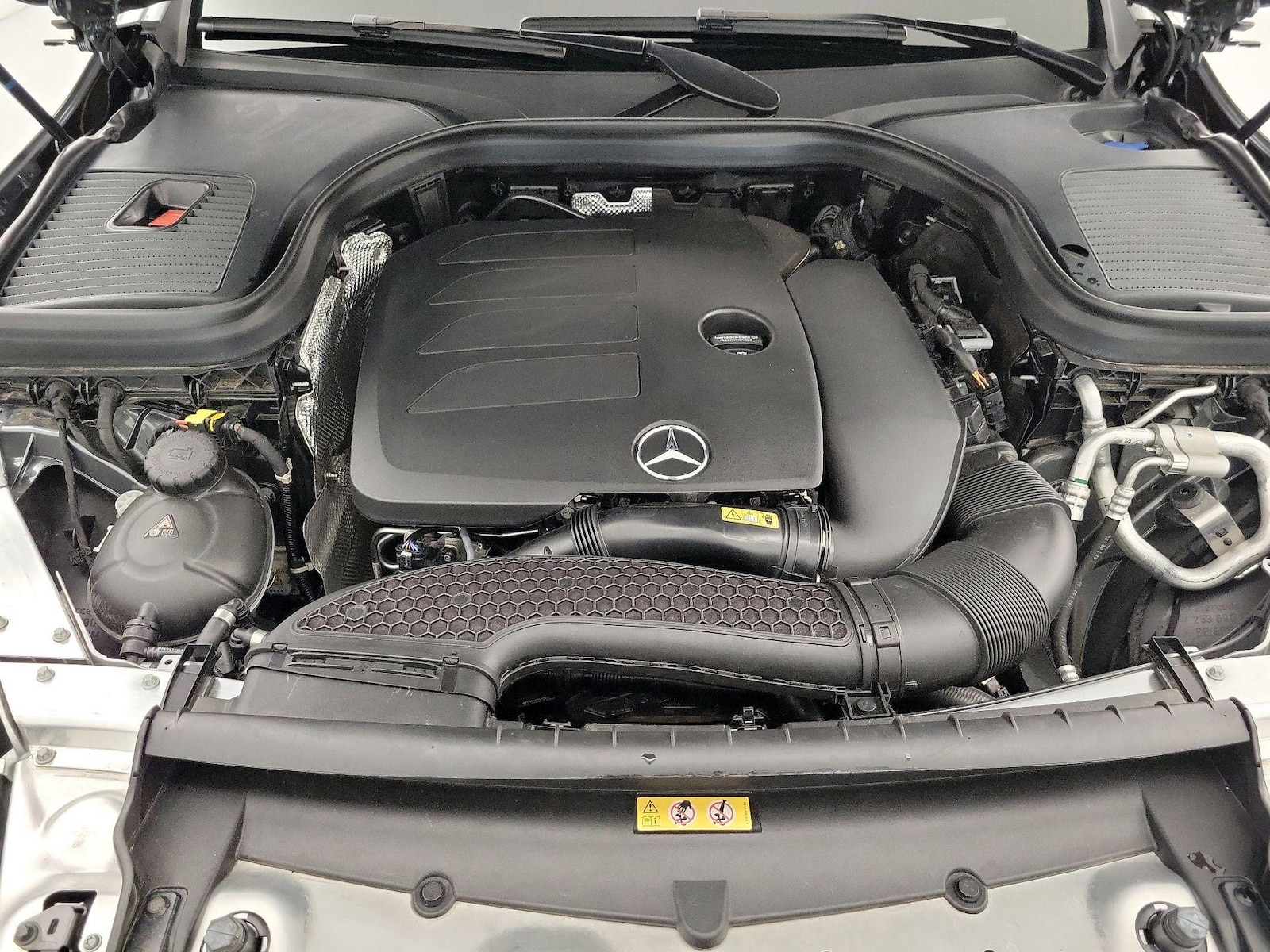 2020 Mercedes-Benz GLC GLC300 - Photo 23