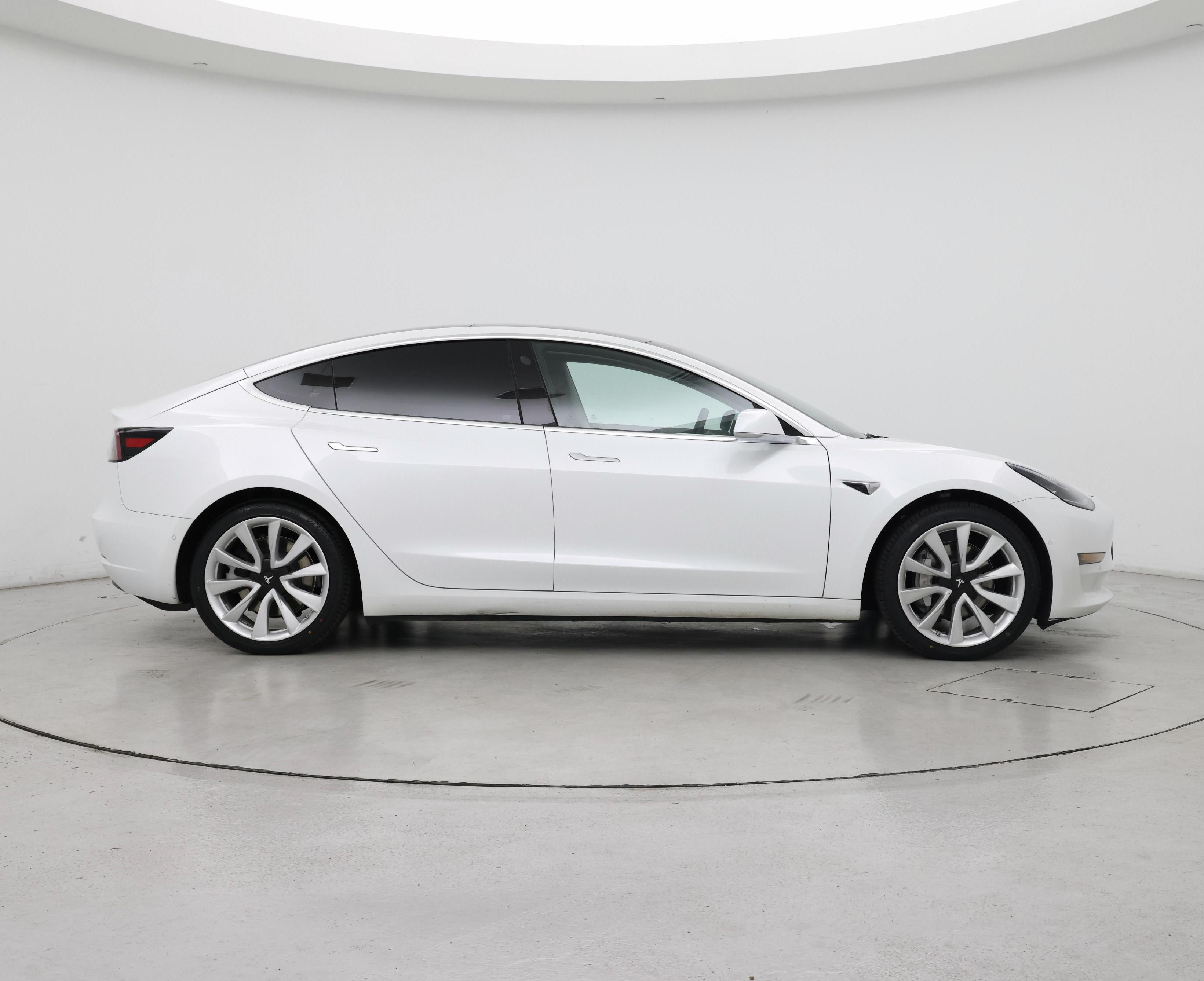 Thumbnail: 2019 Tesla Model 3 - 7