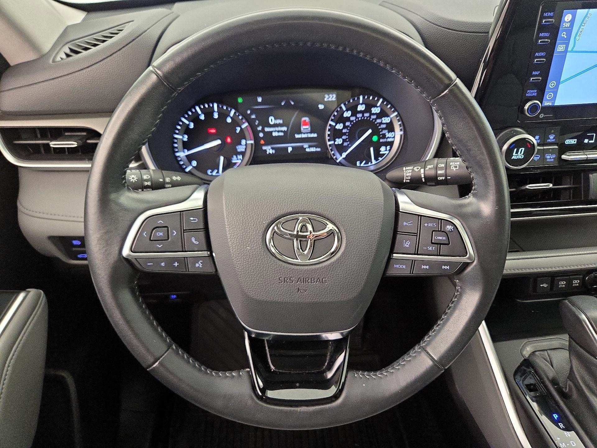 Thumbnail: 2021 Toyota Highlander - 10