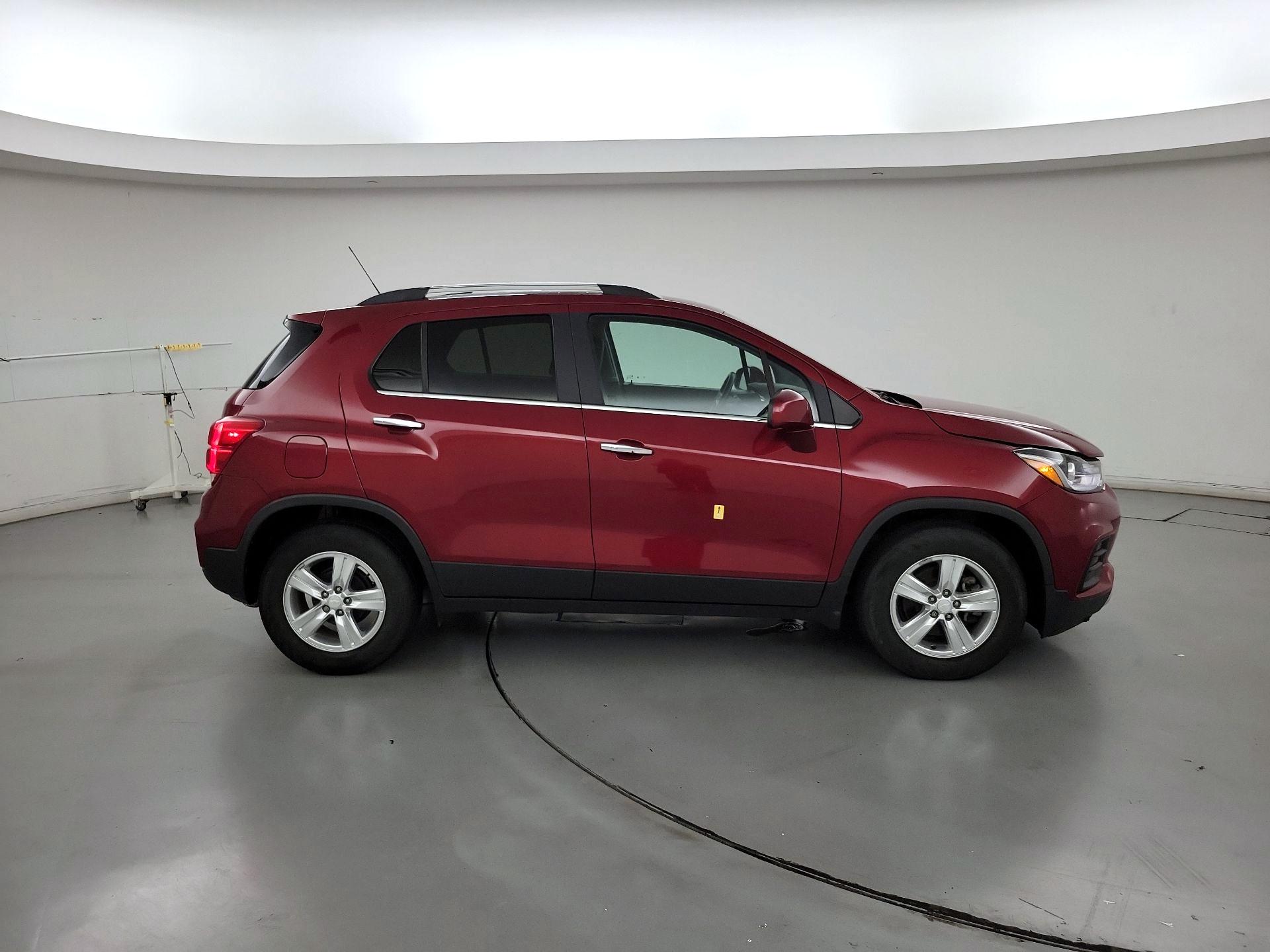 Thumbnail: 2020 Chevrolet Trax - 4