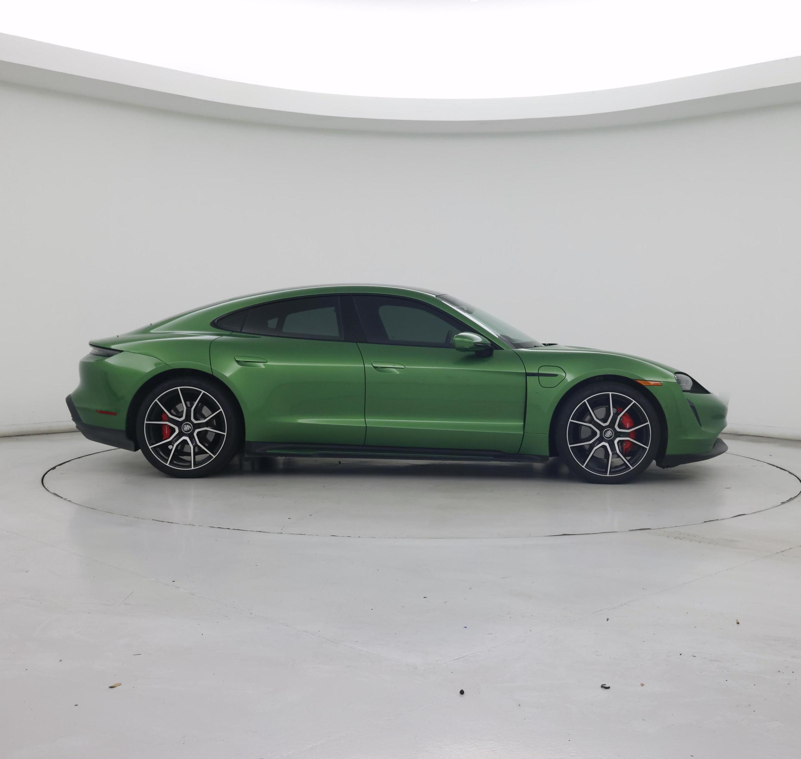 Thumbnail: 2023 Porsche Taycan - 7